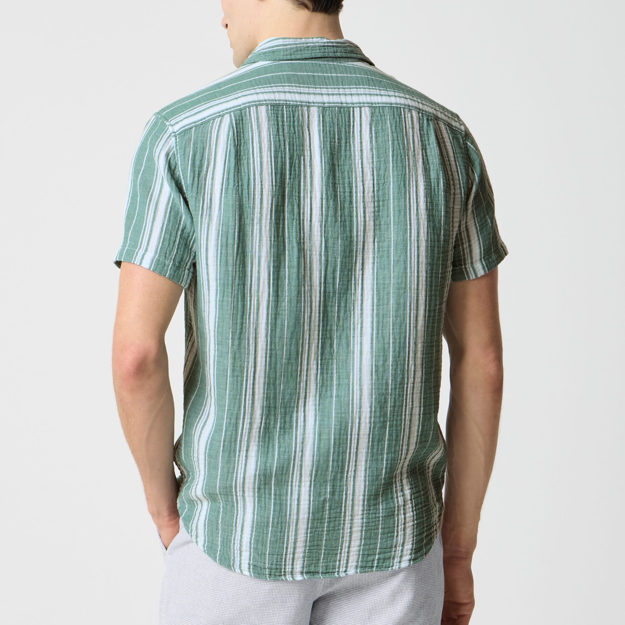 Slim short-sleeve gauze shirt
