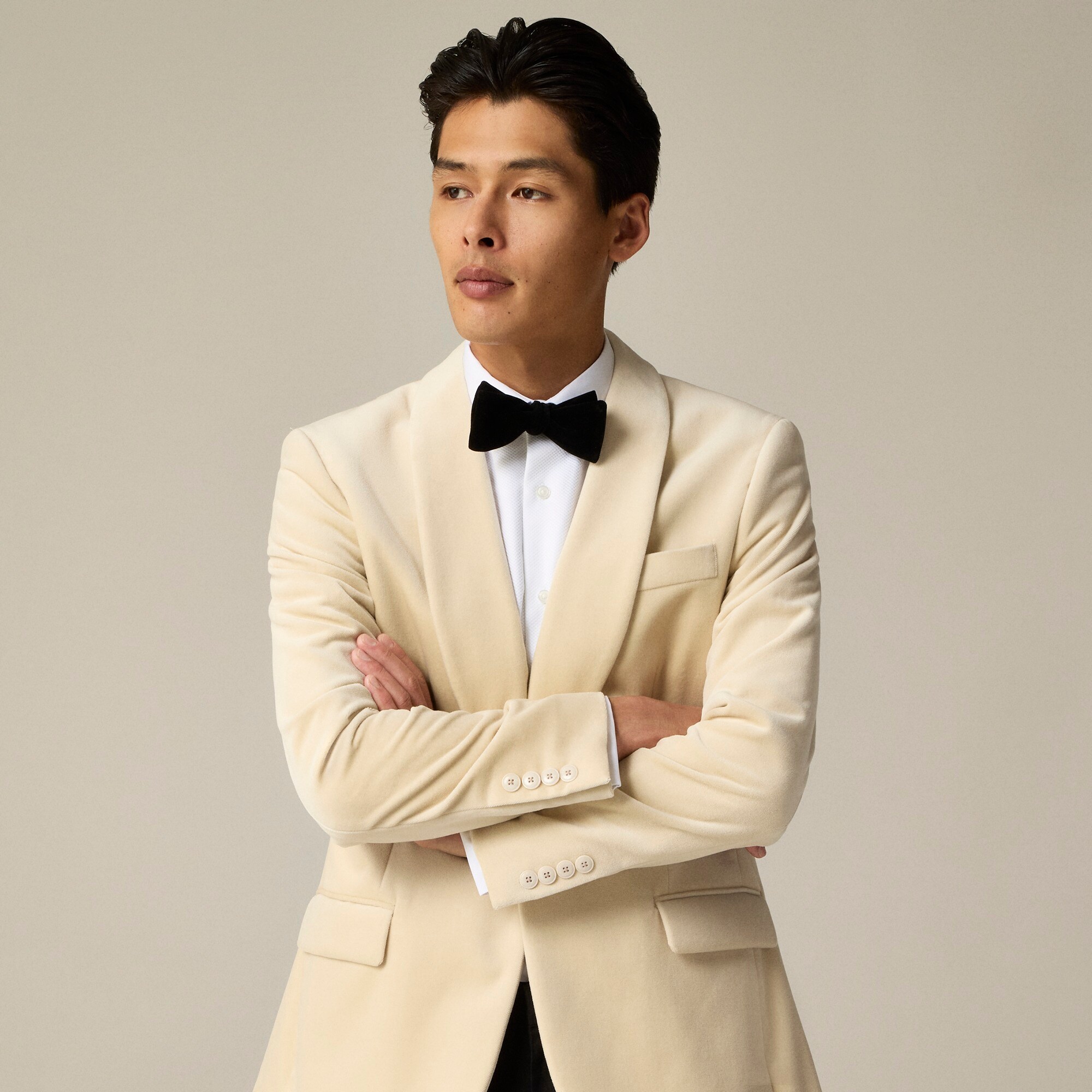 Velvet bow tie
