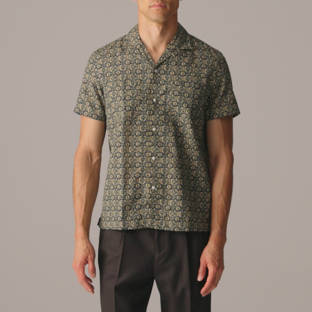 Short-sleeve Slub Cotton-linen Blend Camp-collar Shirt In Print