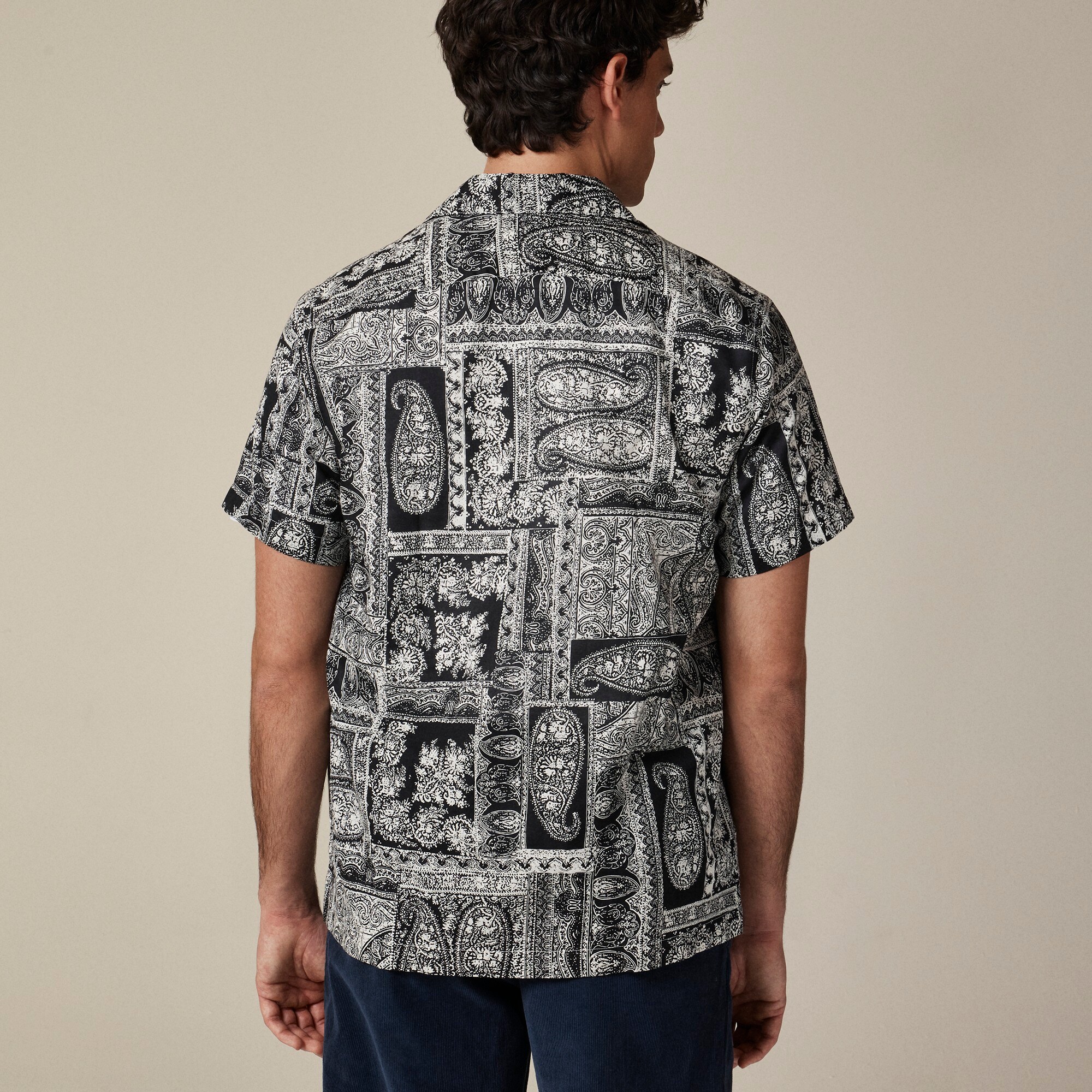 Short-sleeve slub cotton-linen blend camp-collar shirt in print