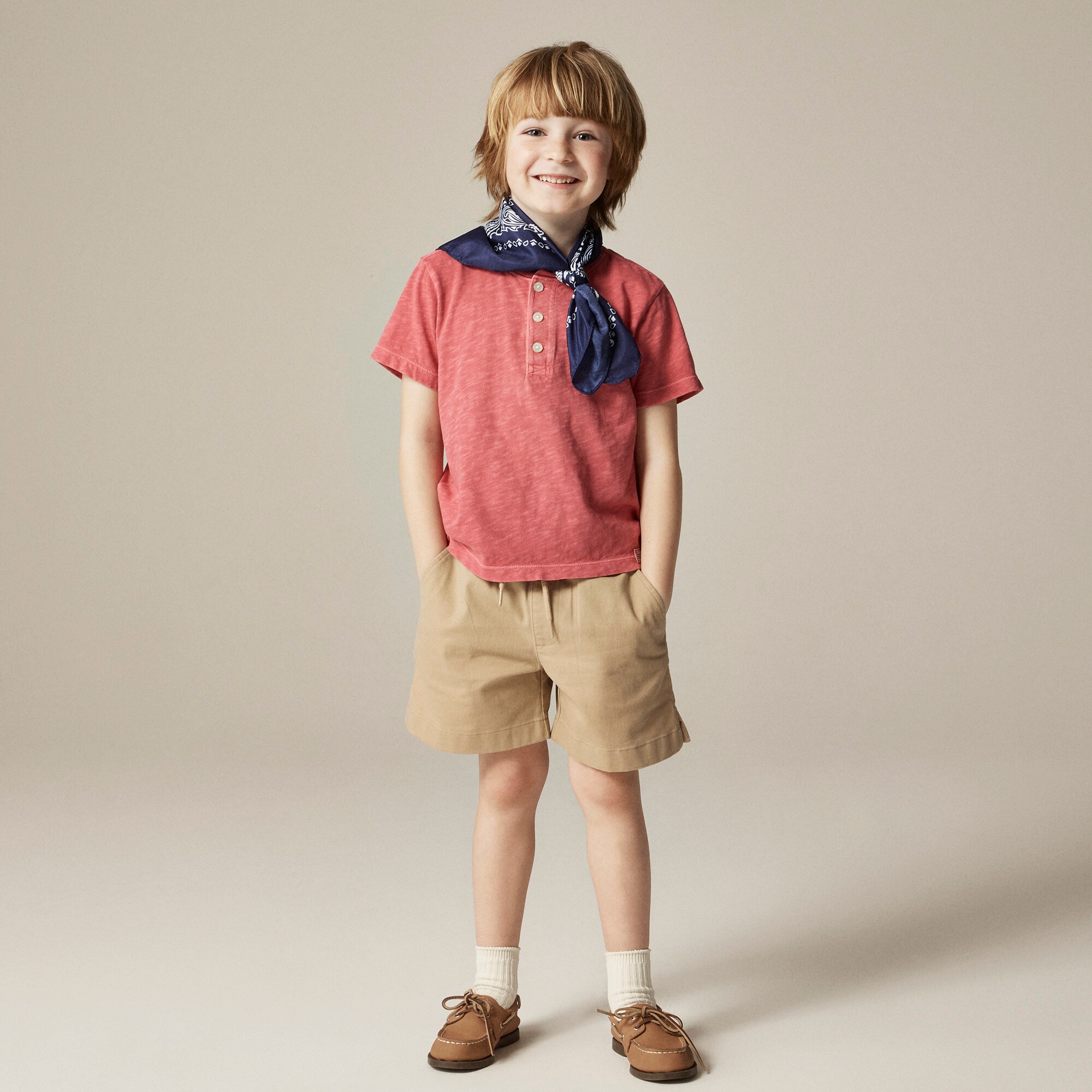 Kids' short-sleeve garment-dyed henley
