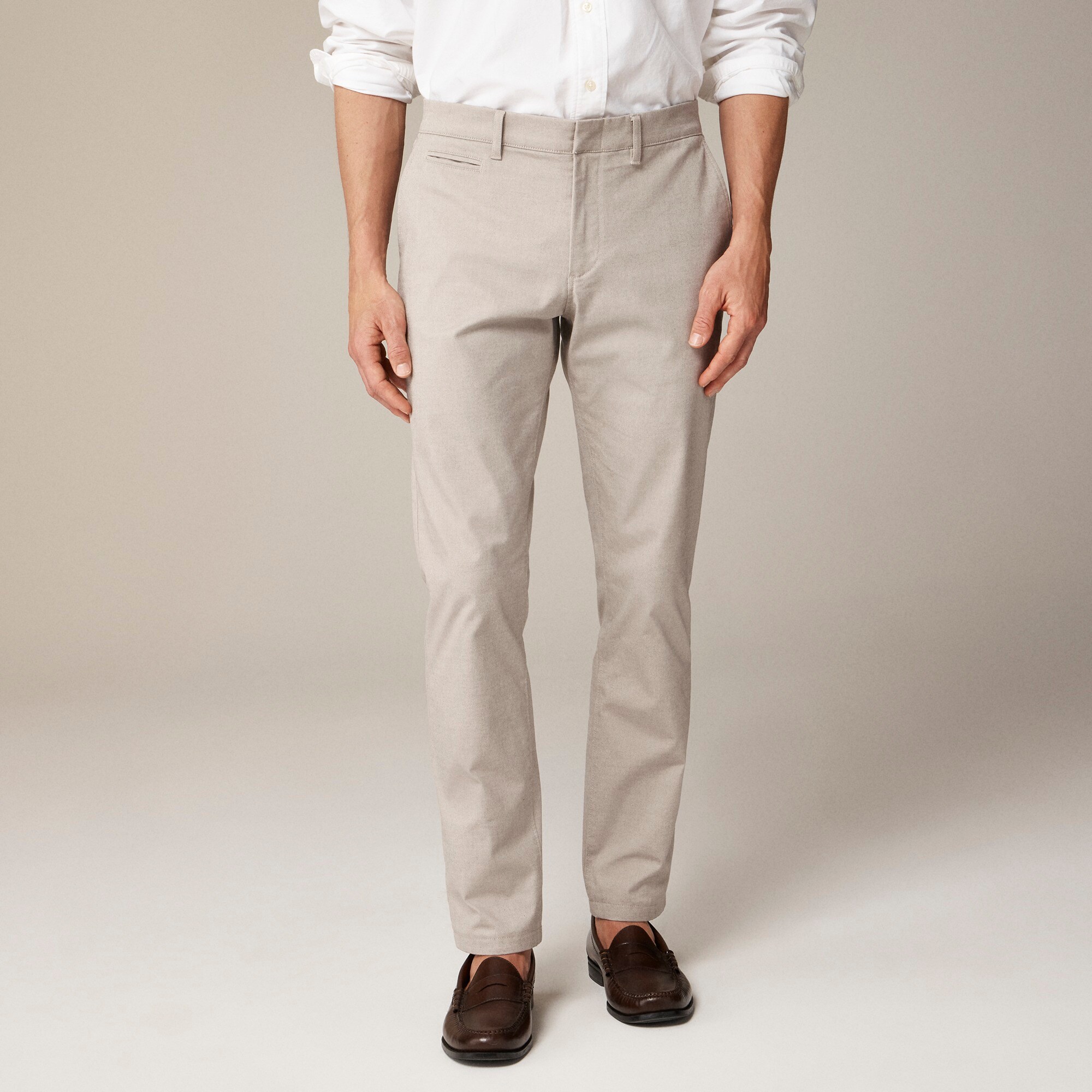  770&trade; Straight-fit tech oxford pant