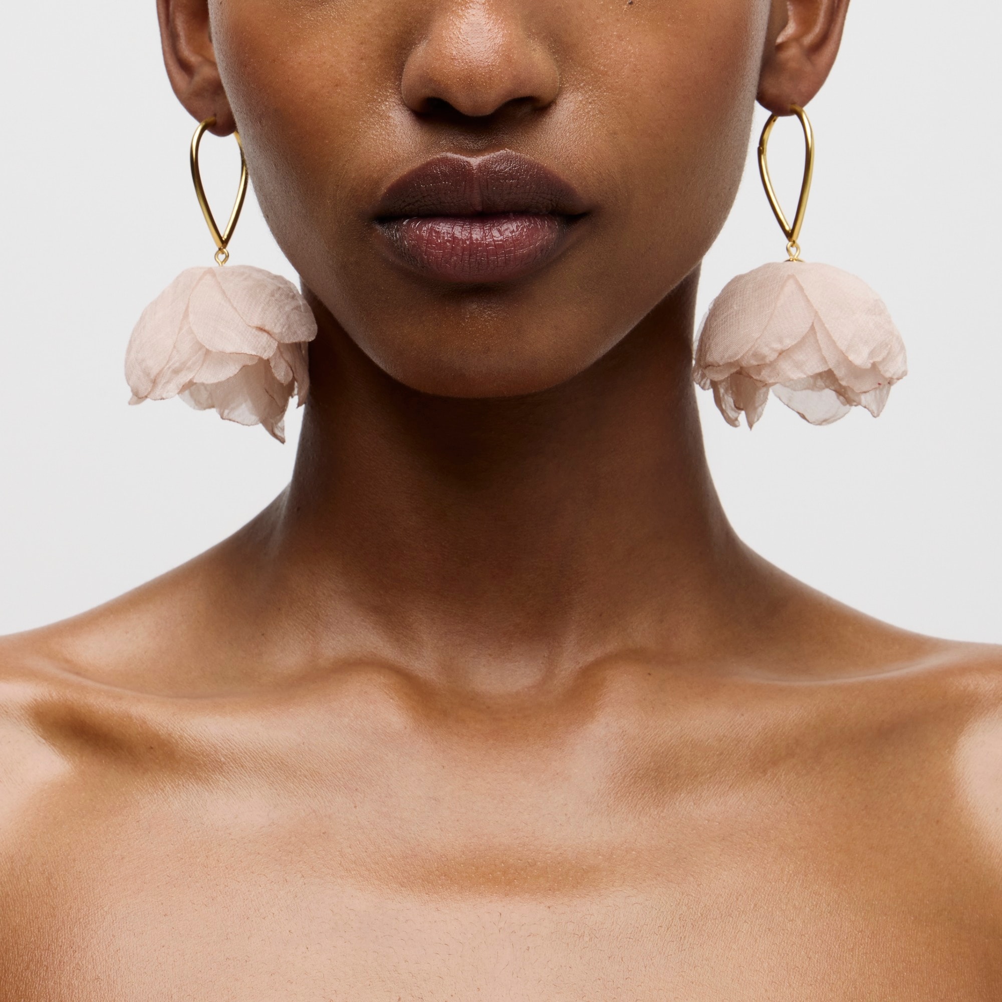 womens Flower appliqu&eacute; drop earrings