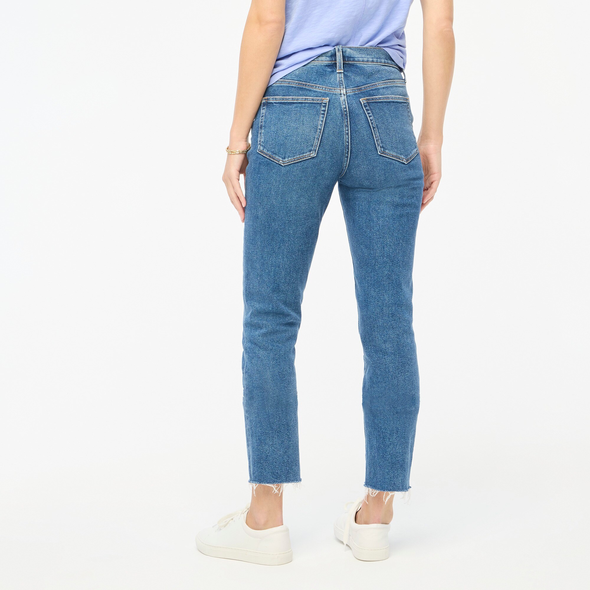 Petite essential straight jean in all-day stretch