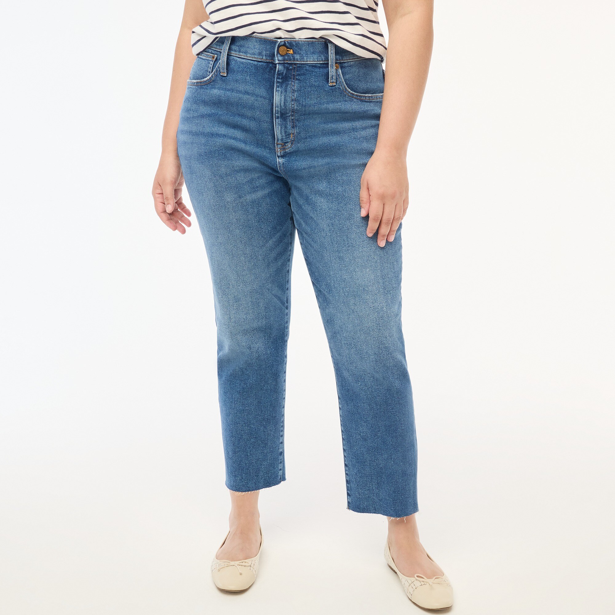 Petite essential straight jean in all-day stretch