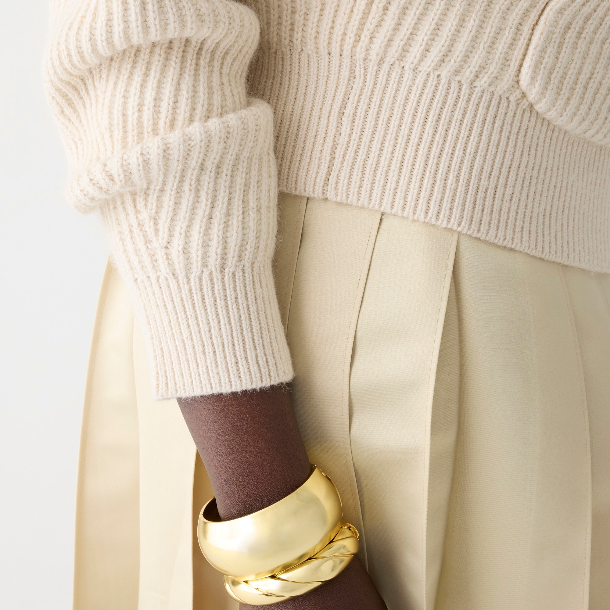 Ribbed V-neck cardigan sweater - image 4