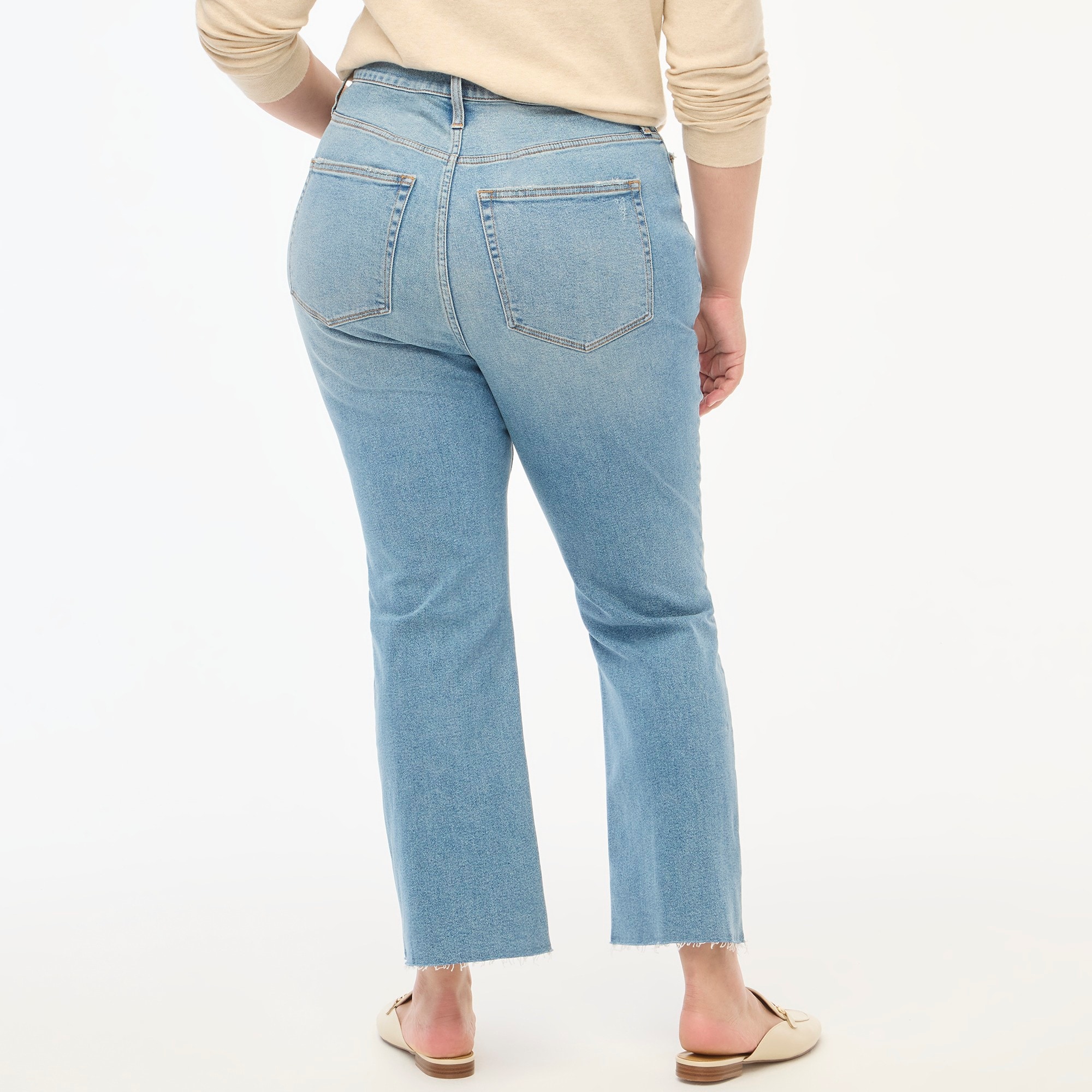 Petite high-rise flare crop jean in all-day stretch