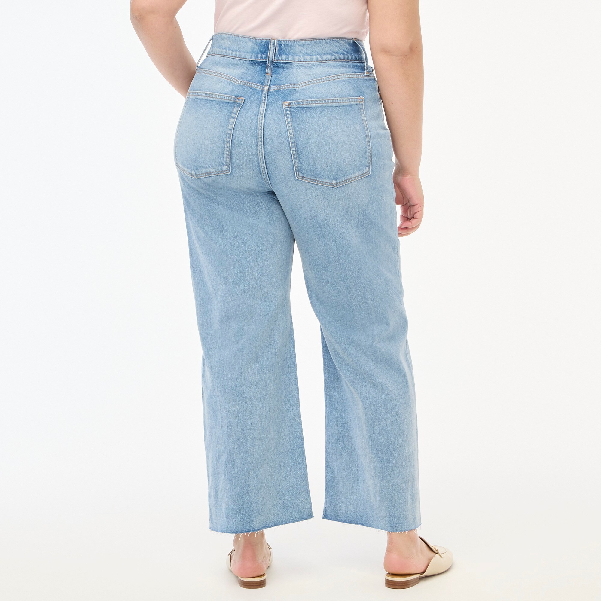 Wide-leg crop jean in all-day stretch