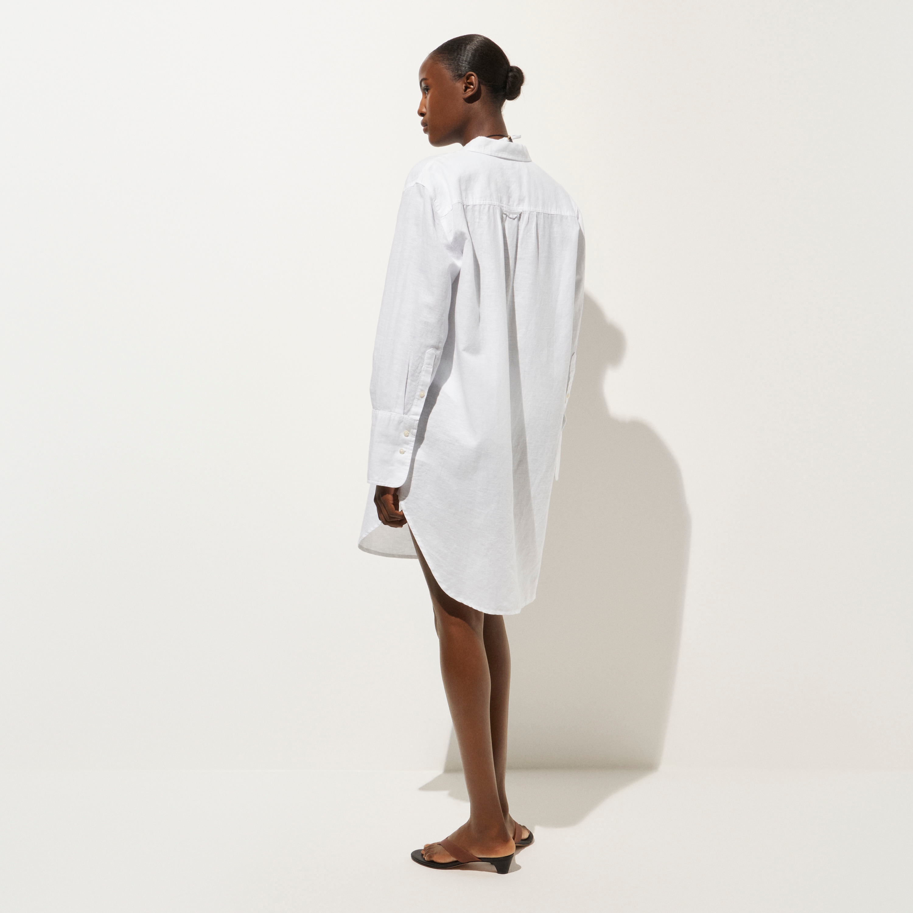 Relaxed-fit beach shirt in linen-cotton blend