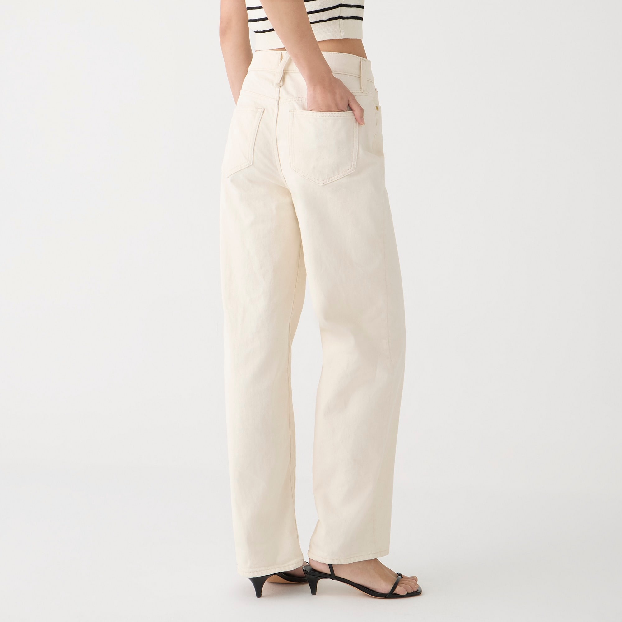 Slim wide-leg jean in ecru