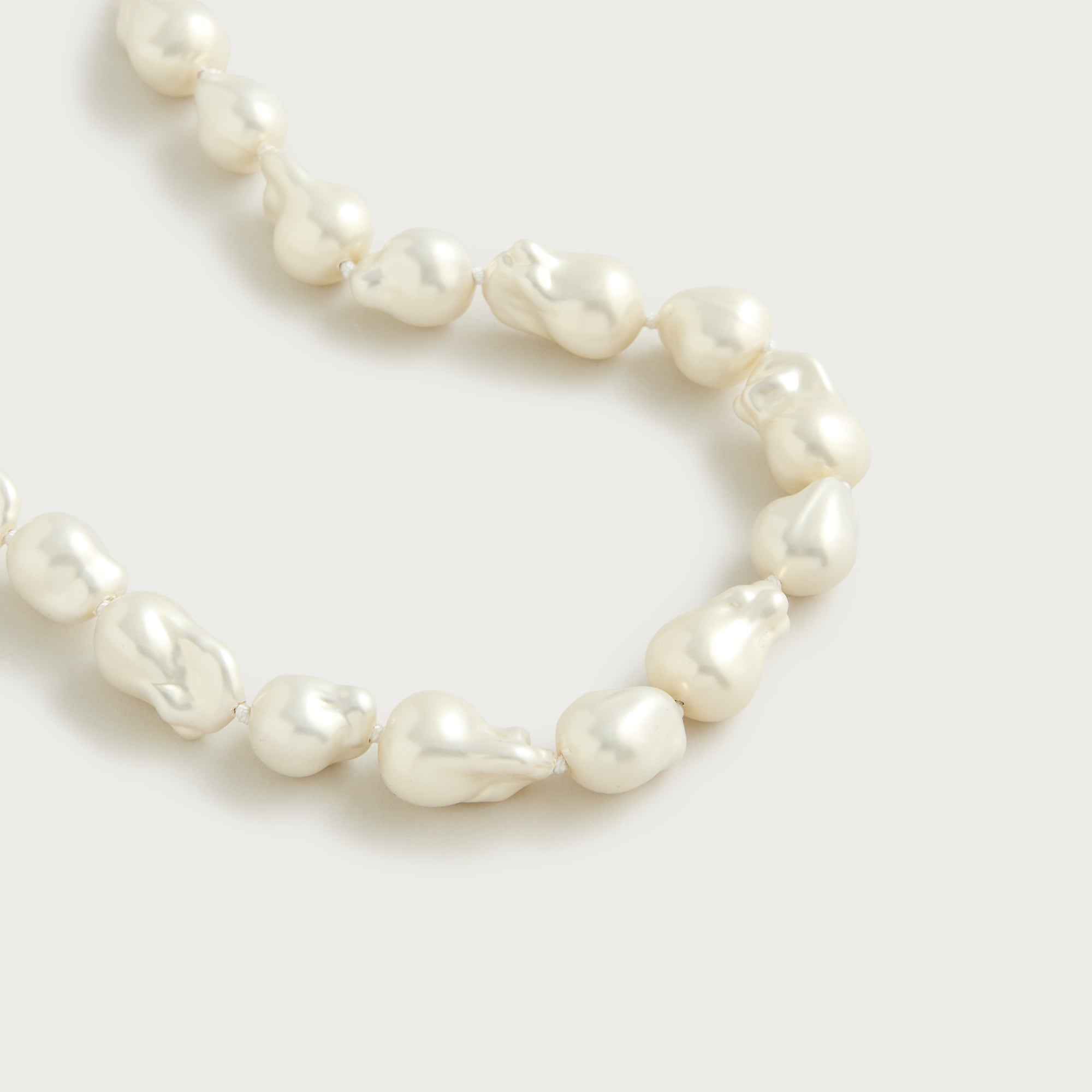Baroque pearl necklace