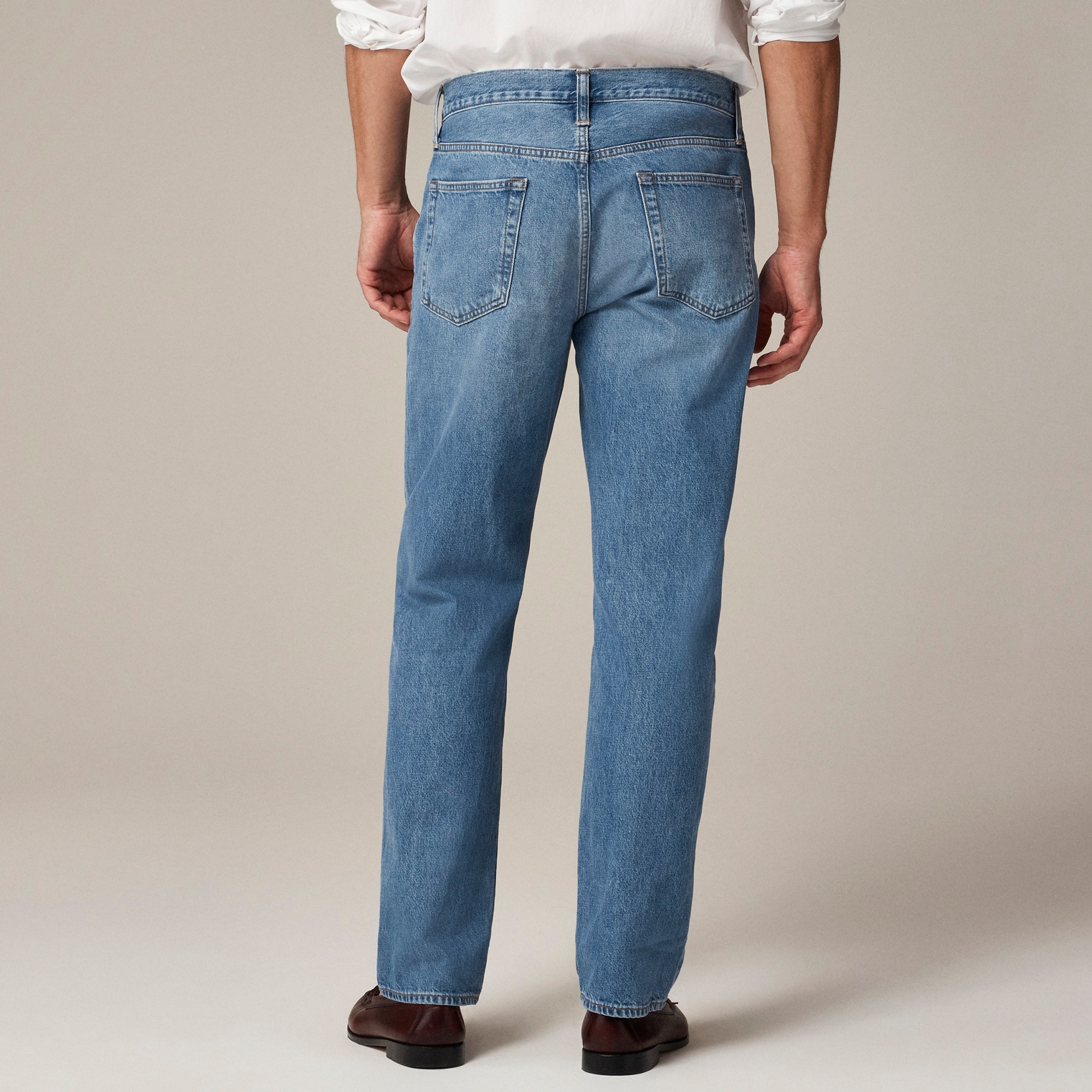 Classic jean in medium wash