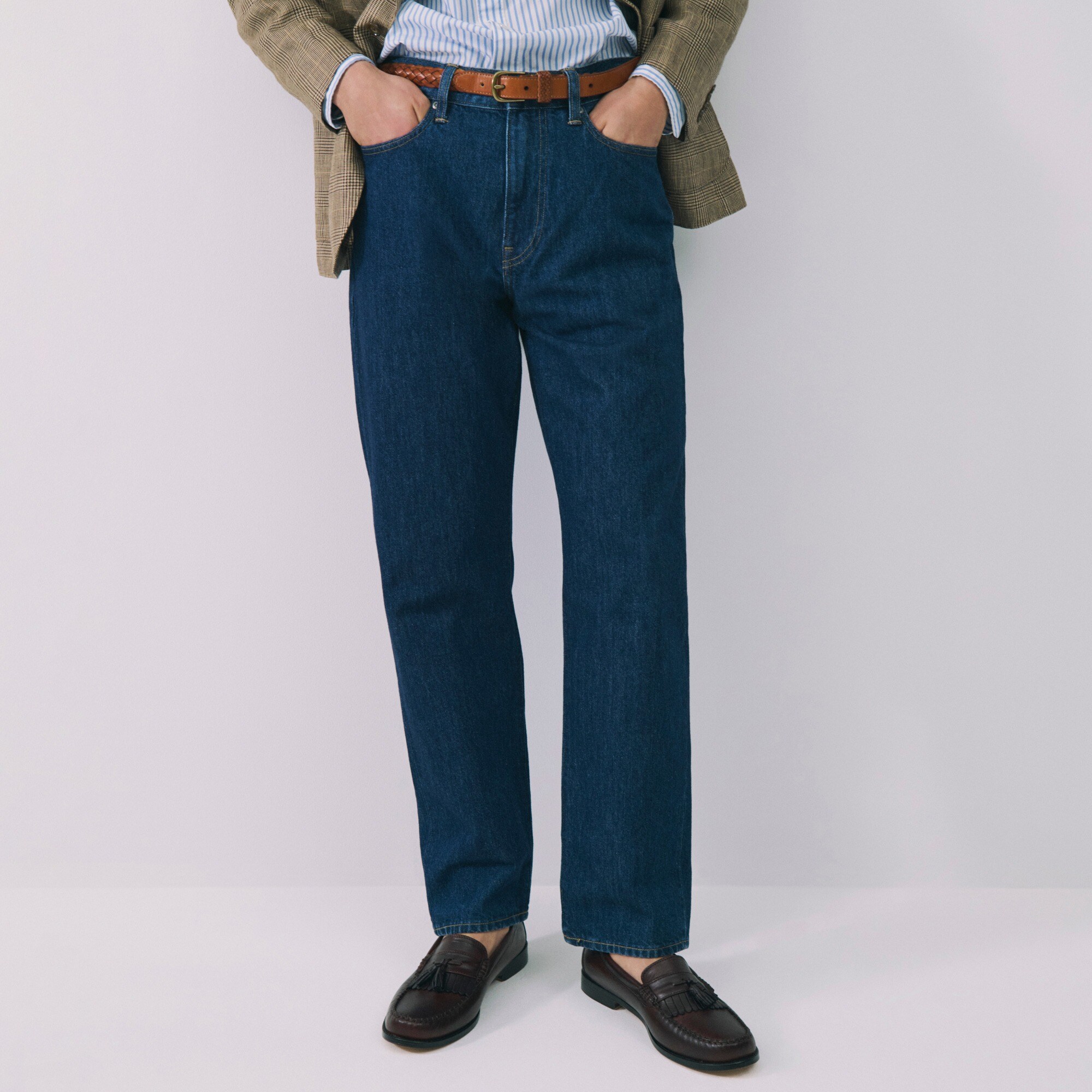 Classic jean in dark wash