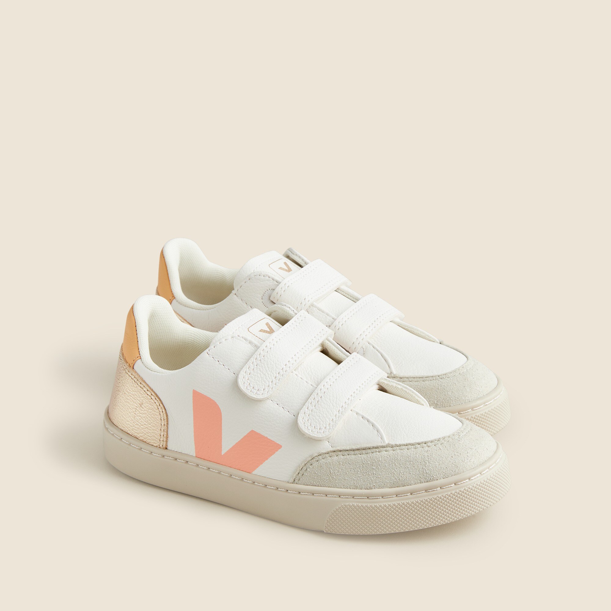 Kids' Veja™ V-12 sneakers with Velcro® in smaller sizes
