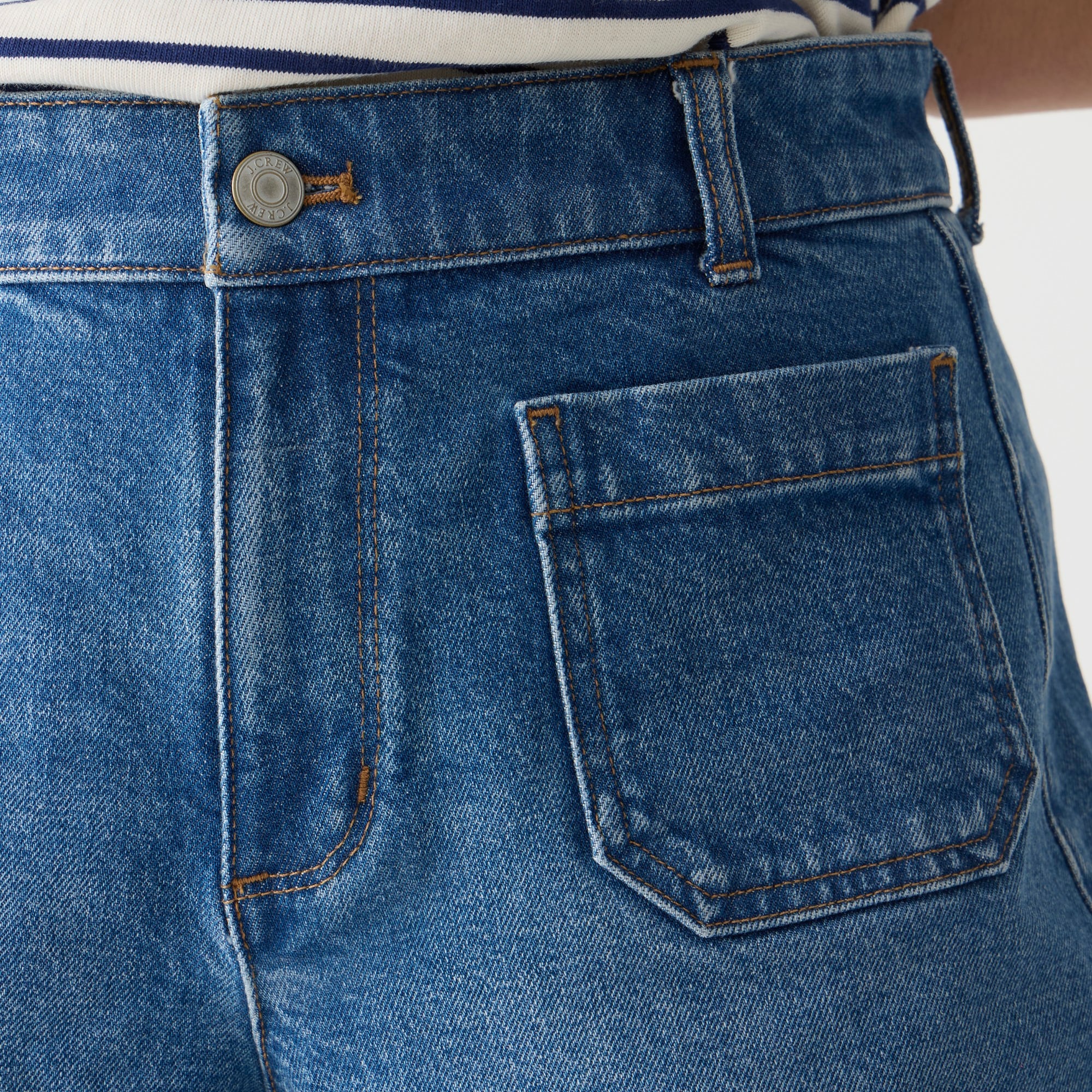 Patch-pocket denim short in Hillside wash