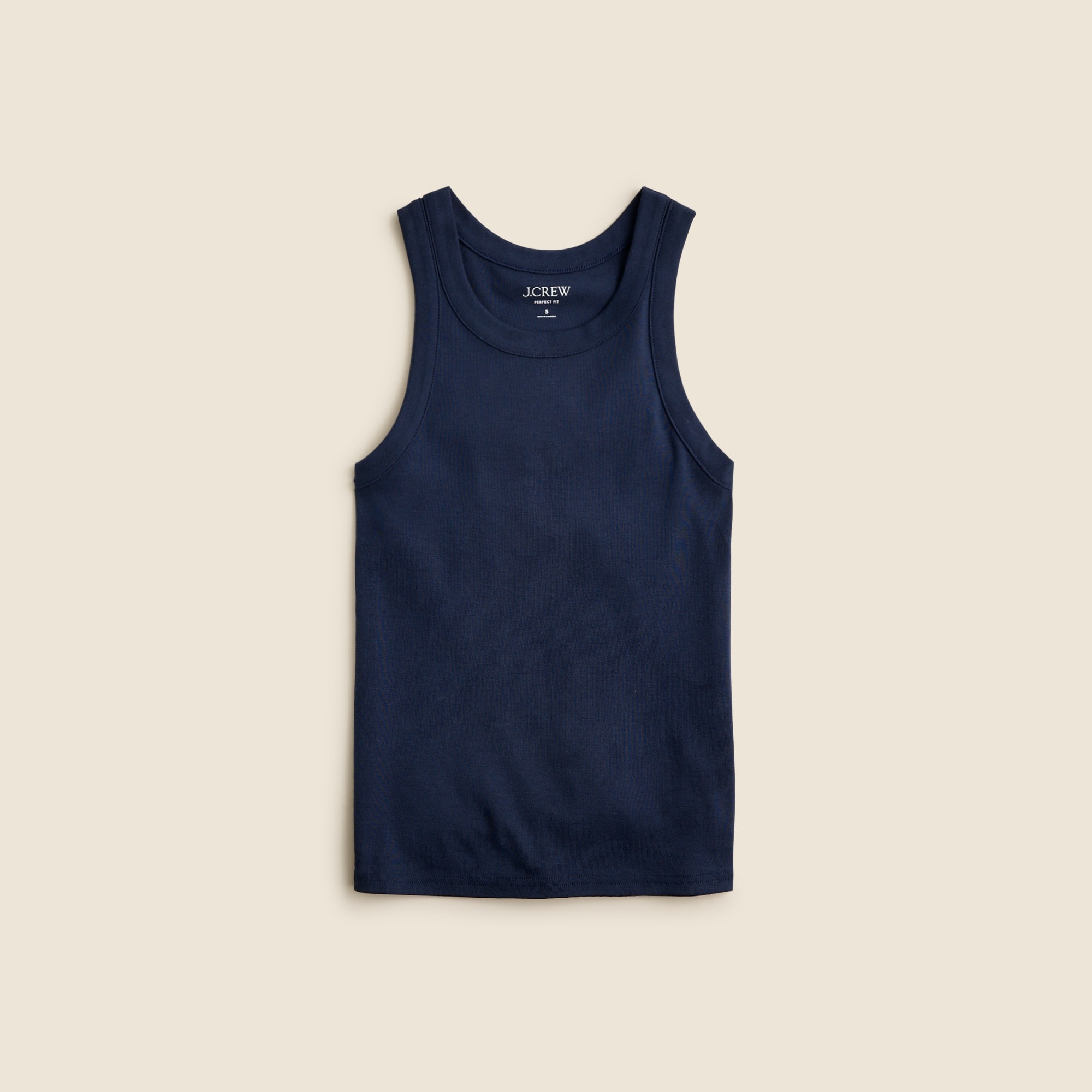  Perfect-fit high-neck tank