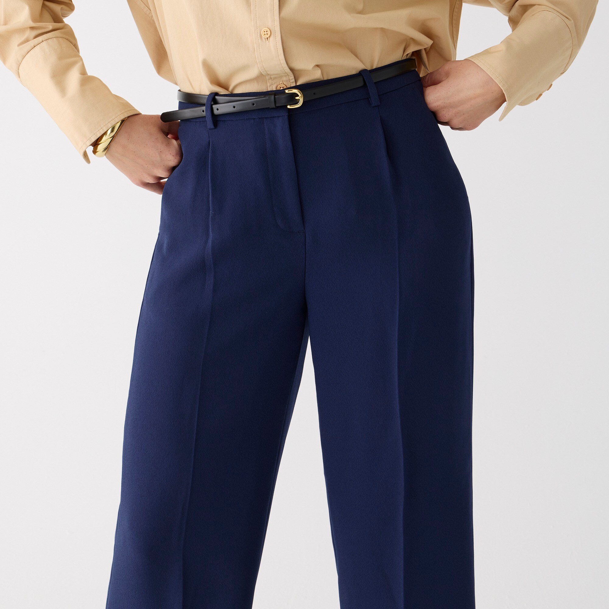Wide-leg Essential pant in city crepe