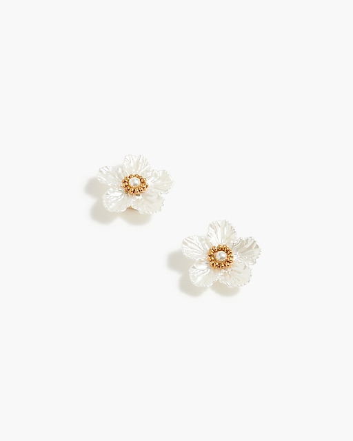womens Pearl flower stud earrings