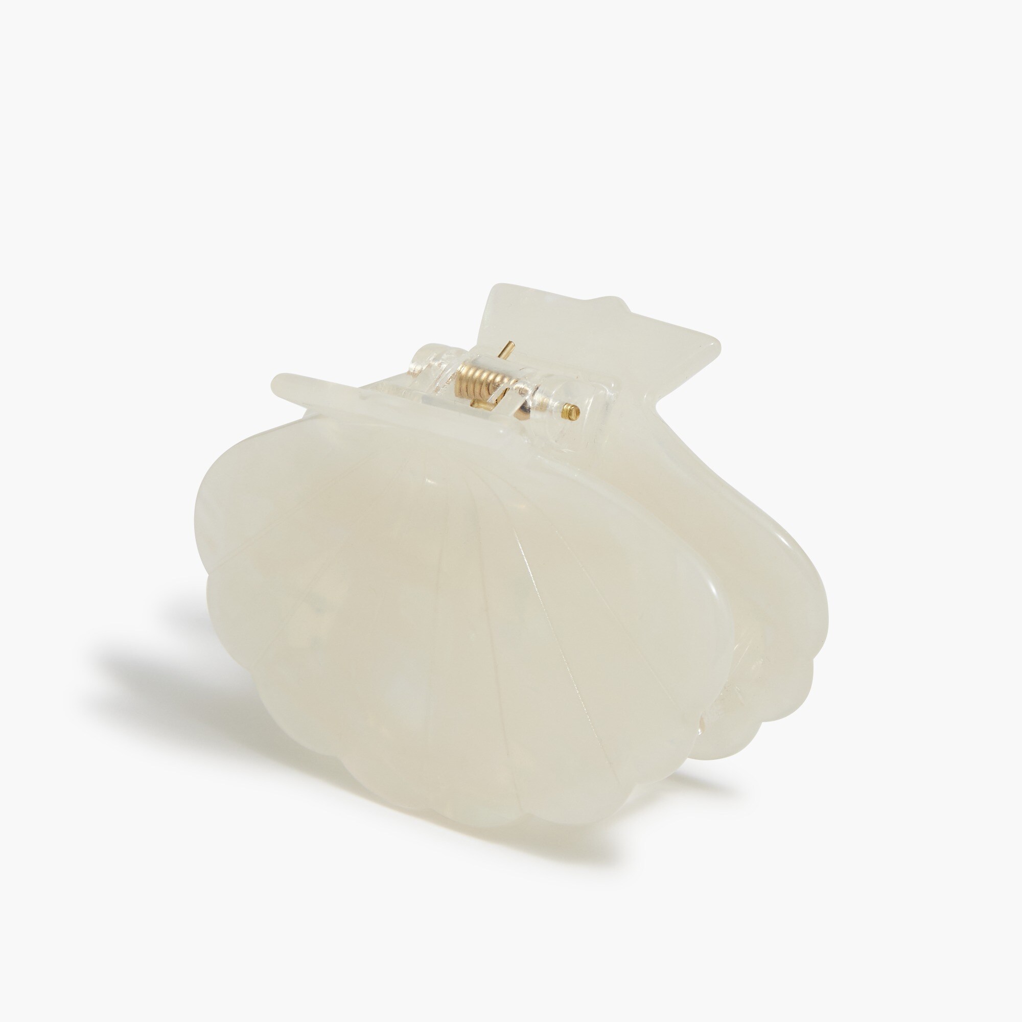 Shell claw hair clip