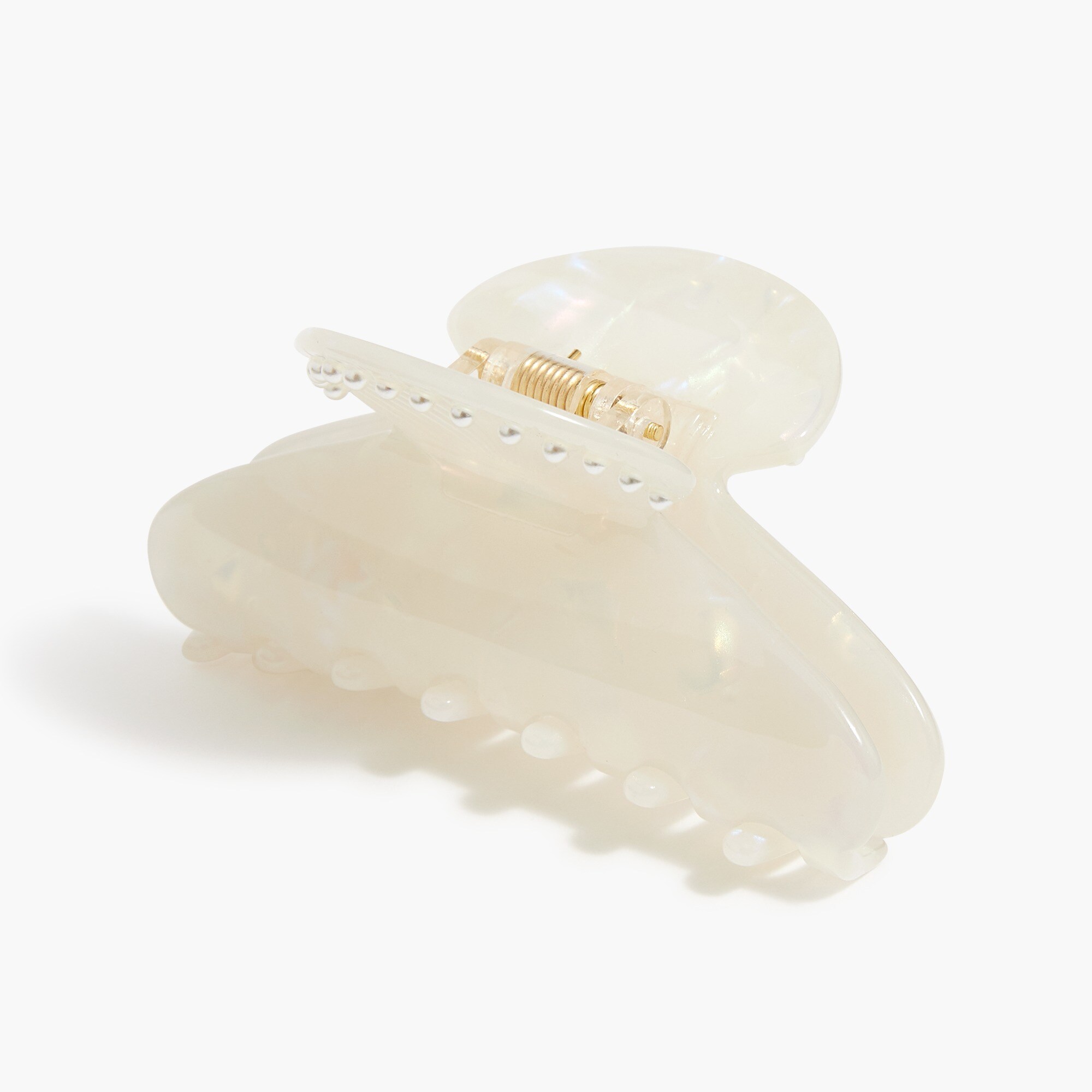 Pearl-lined claw hair clip