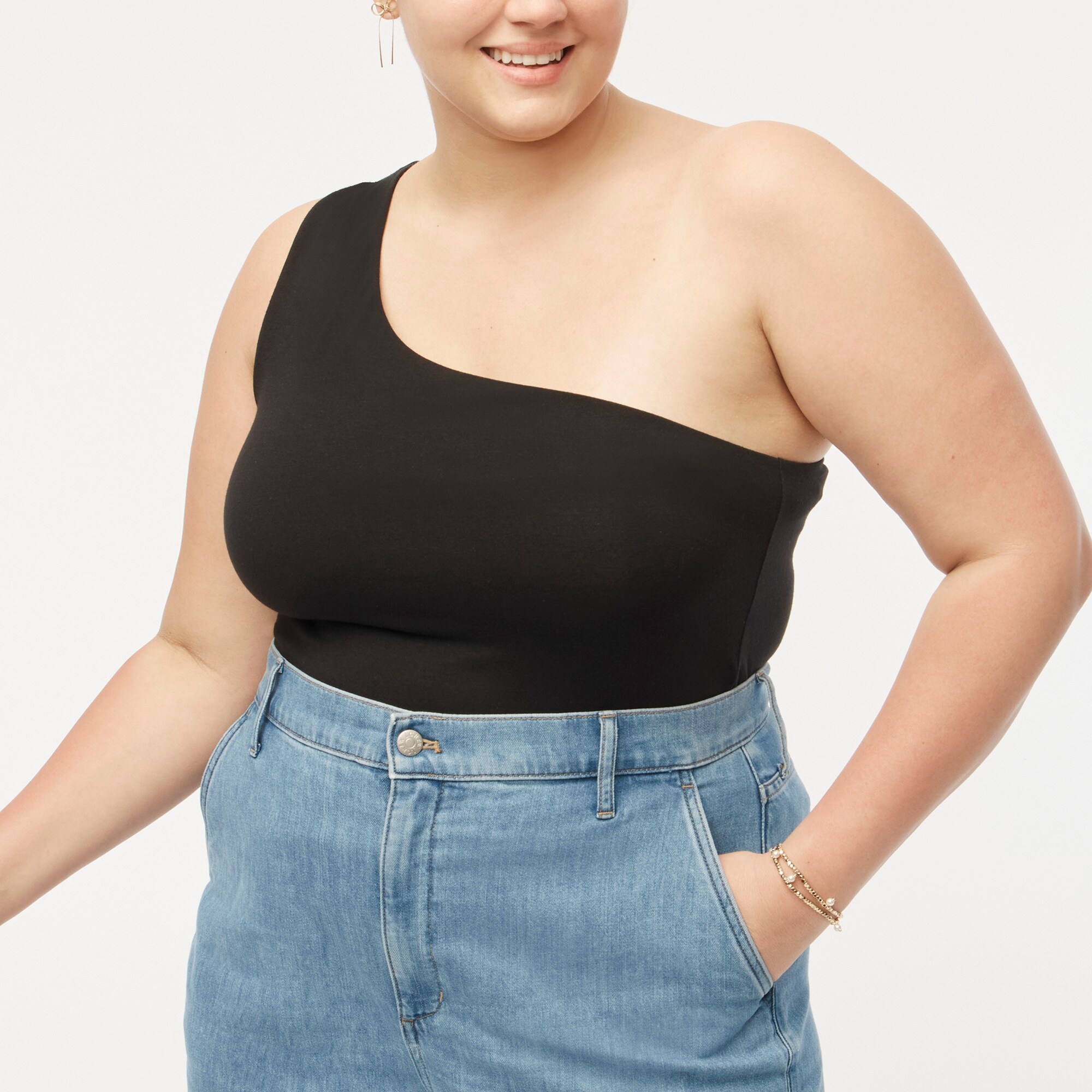 One-shoulder top