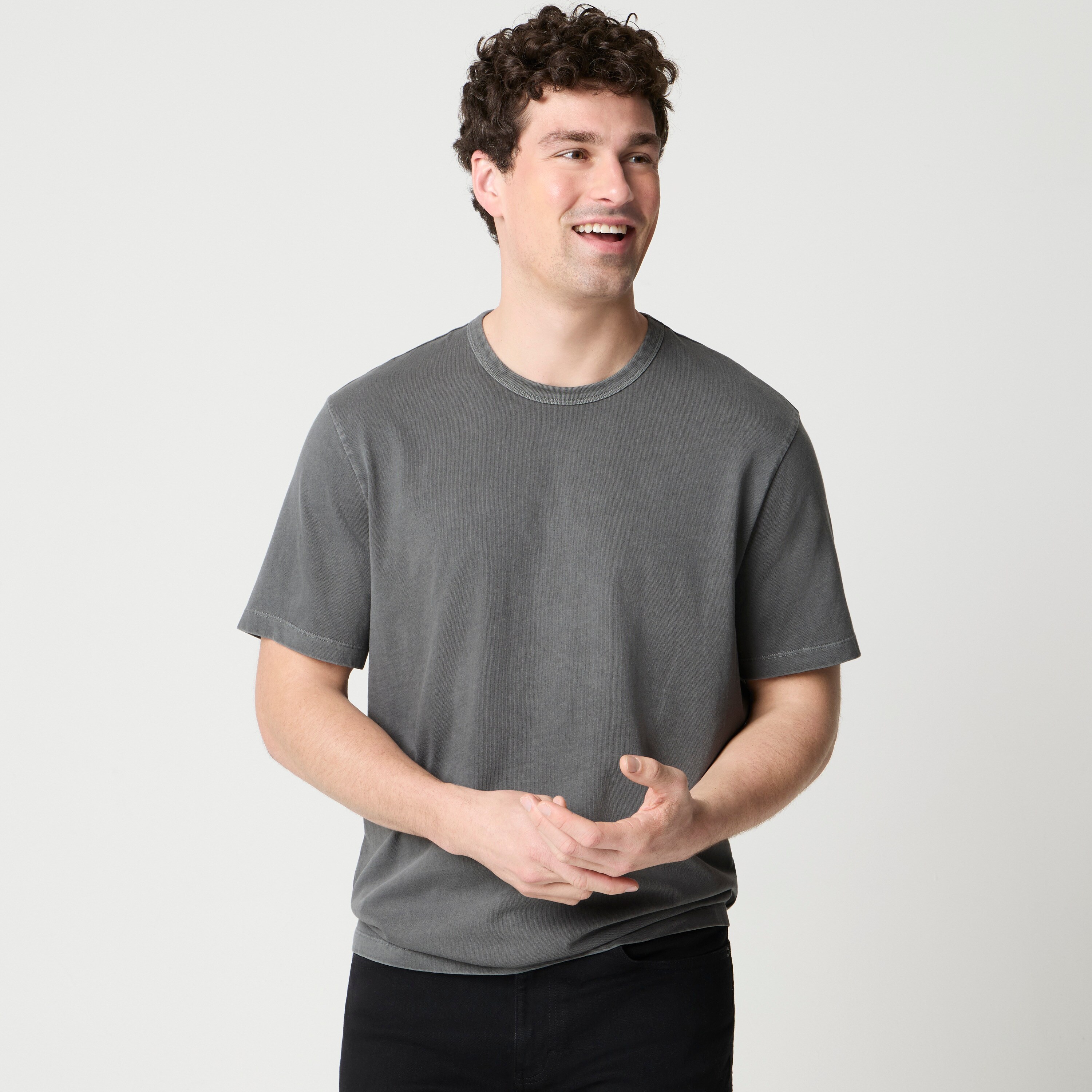 Garment-dyed tee