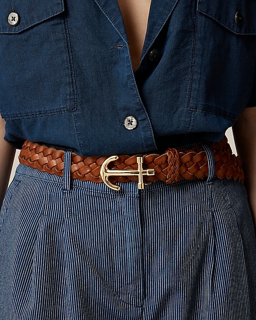  Anchor-buckle belt in Italian leather