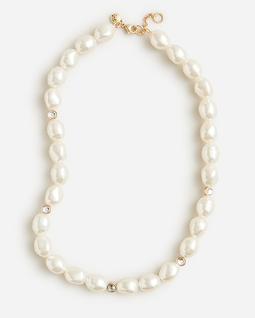  Girls' pearl and jewel necklace