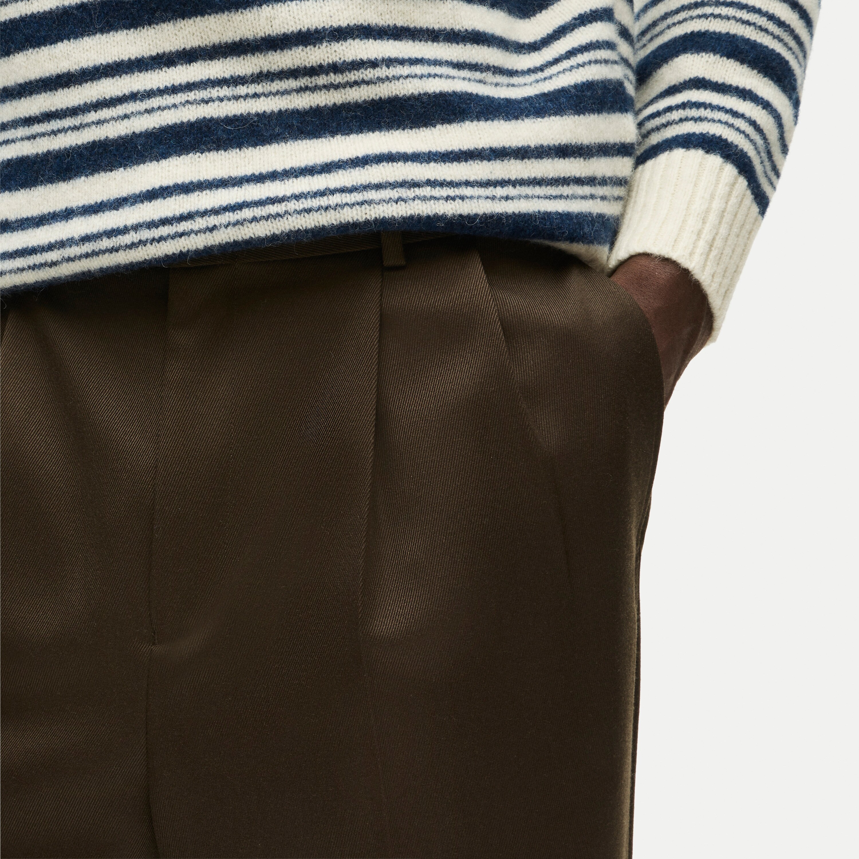 Relaxed-fit double-pleated trouser in Italian wool cavalry twill