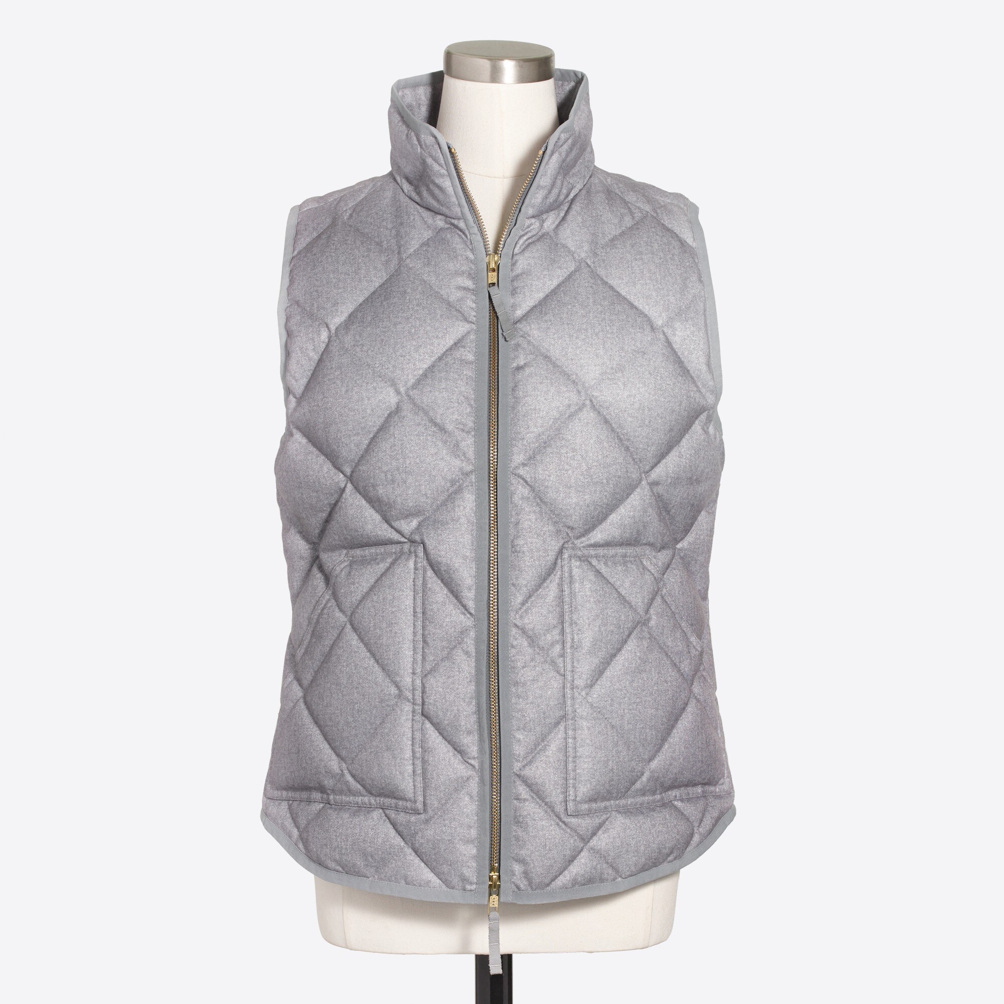 textured quilted puffer vest for women