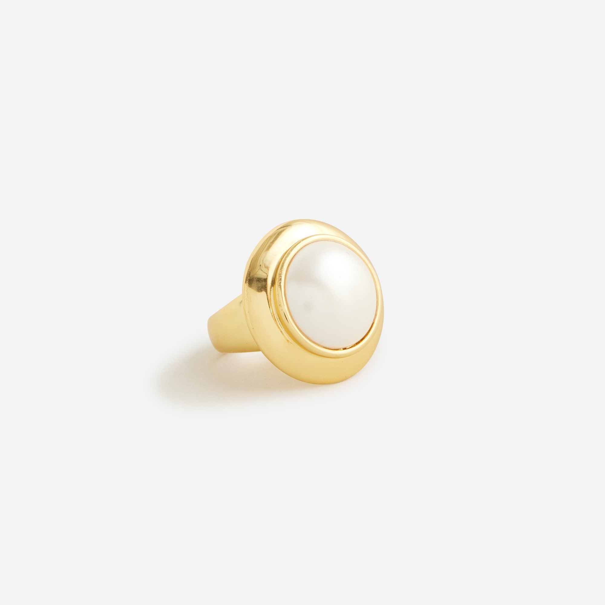 womens Domed pearl cocktail ring