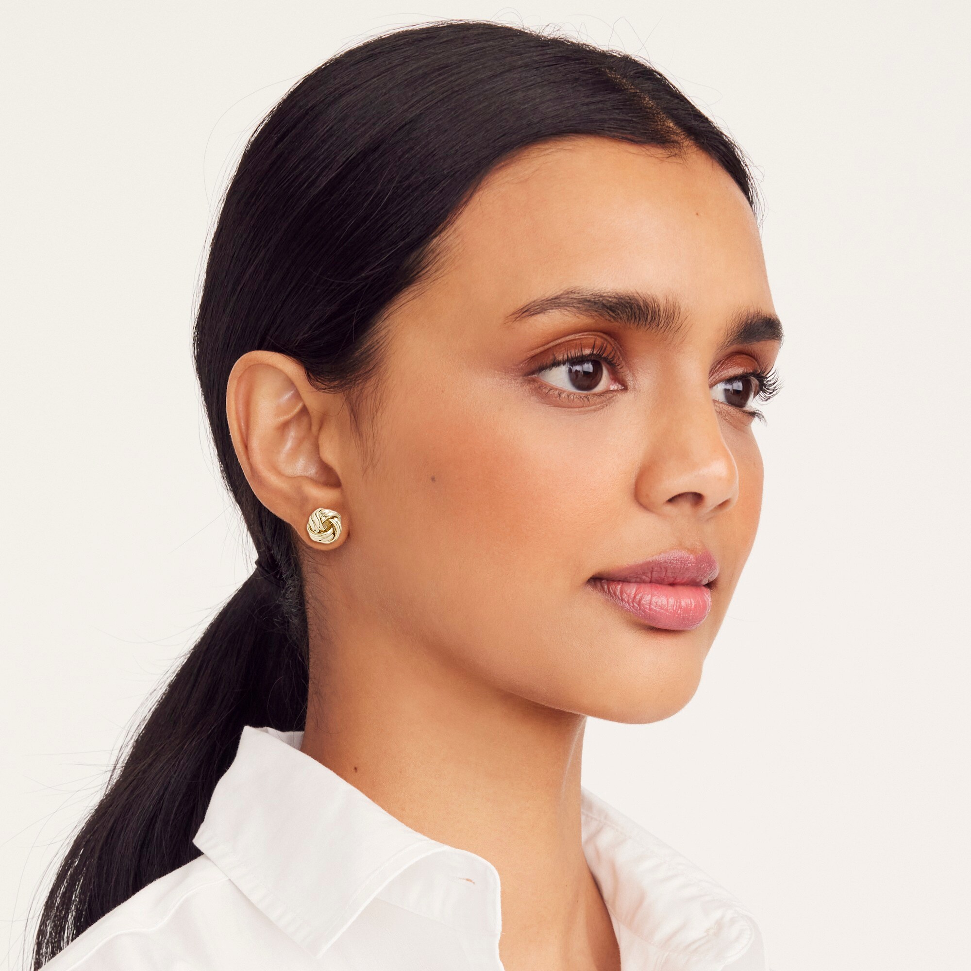 Knot stud earrings