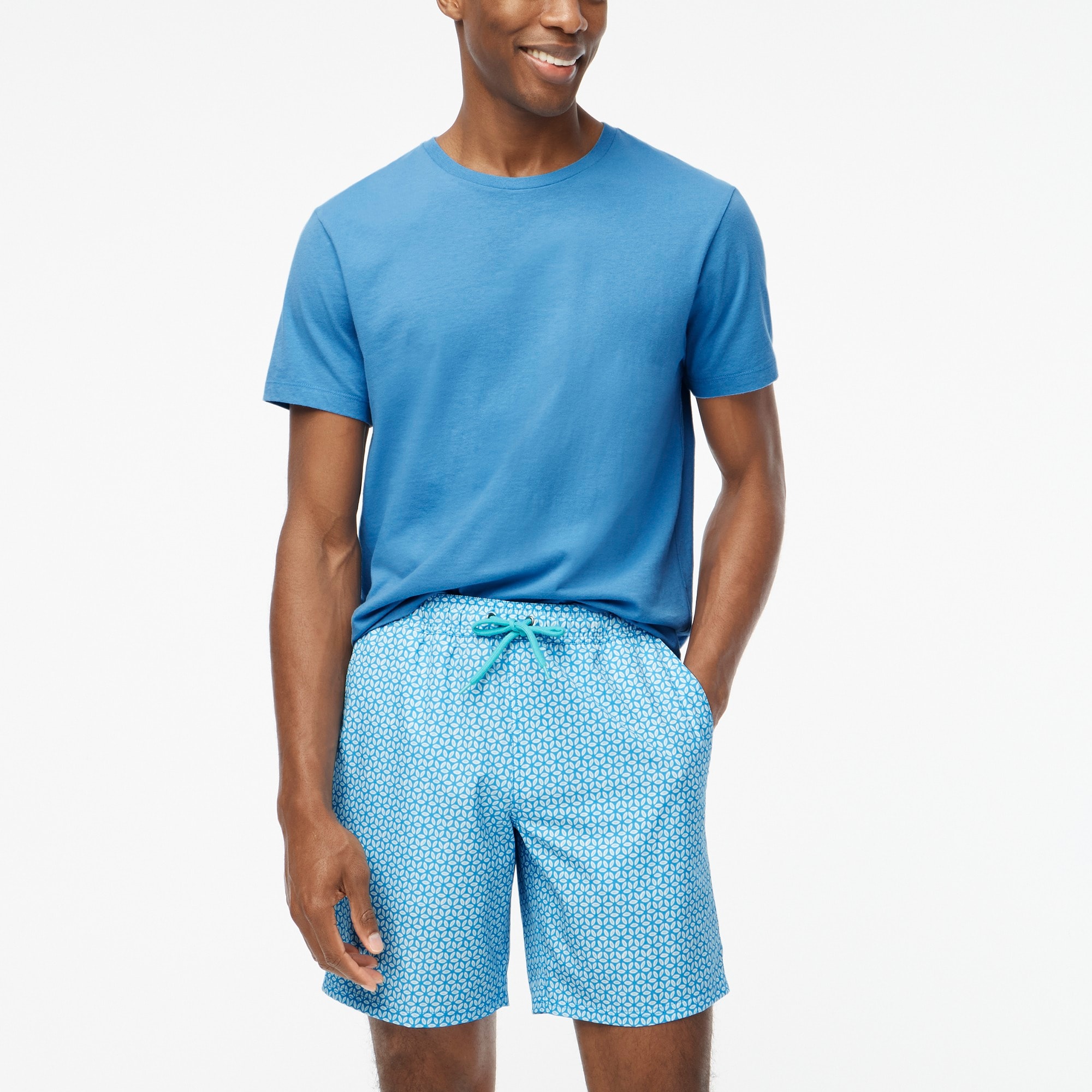 8" printed swim trunk