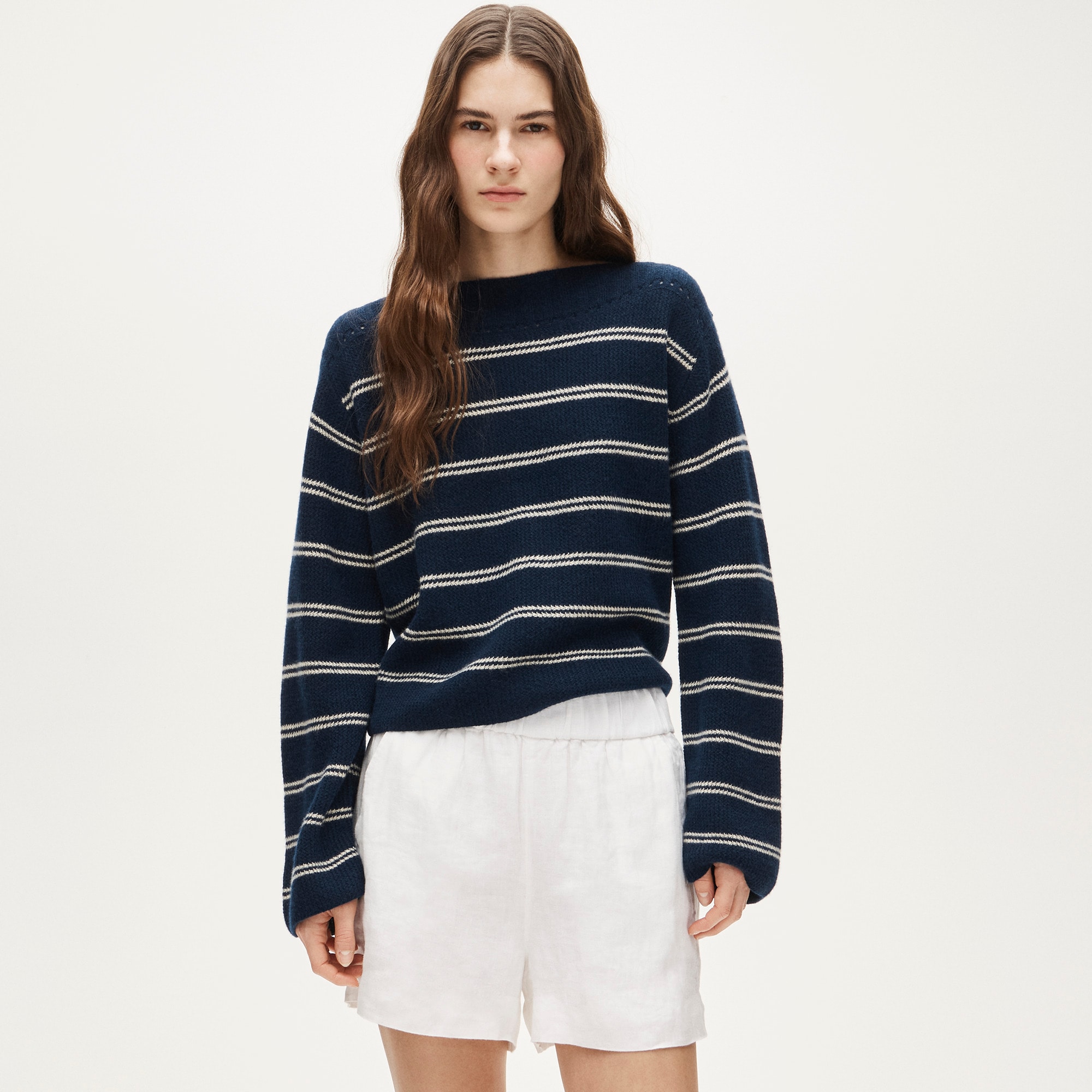 Tropez short in linen - image 3
