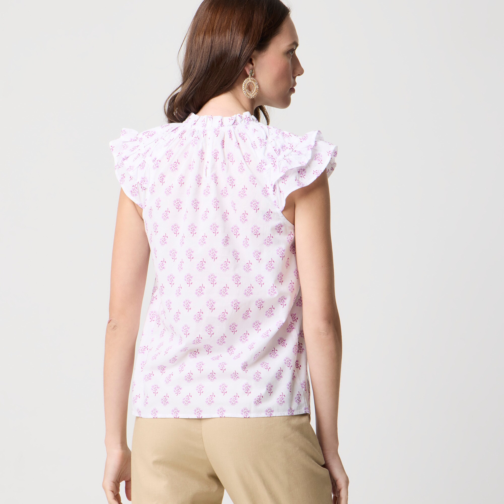 Flutter-sleeve top