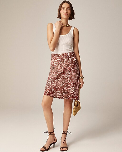  Pre-order Gwen knee-length skirt in strawberry swirl print