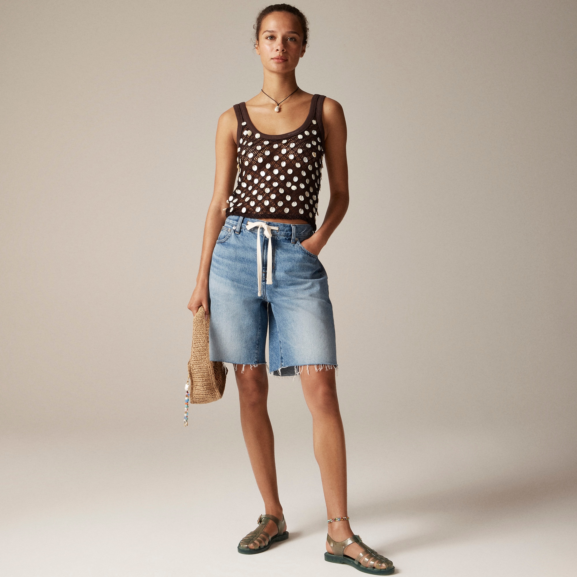 Crochet shell-embroidered tank top