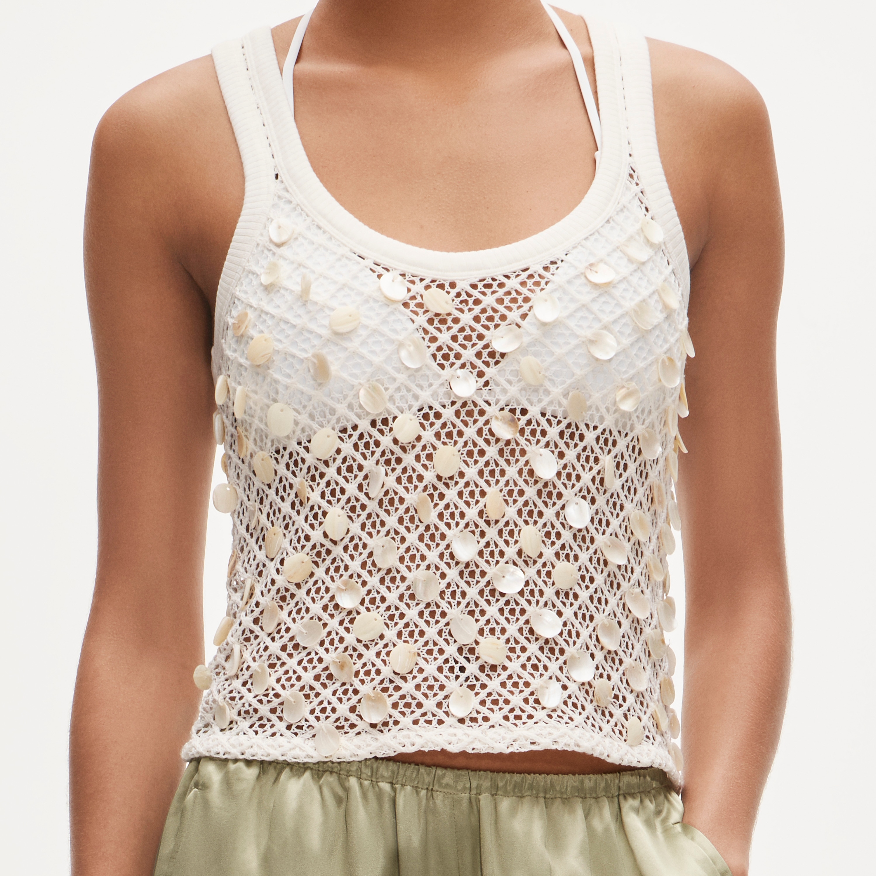 Crochet shell-embroidered tank top