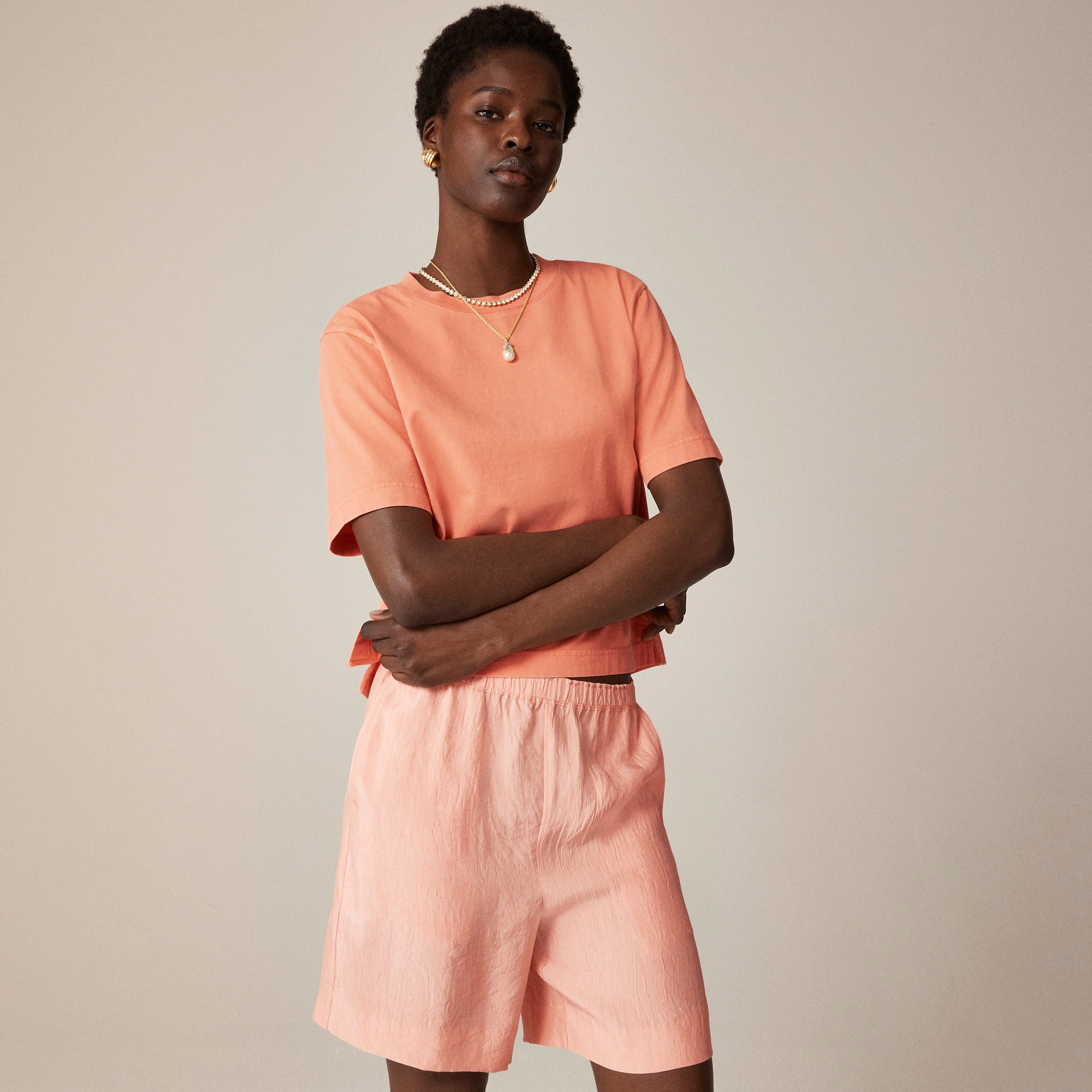 womens Relaxed premium-weight cropped T-shirt