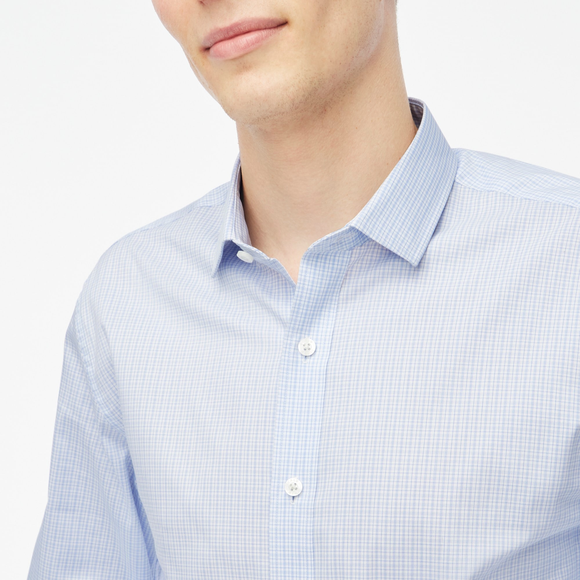 Tailored performance dress shirt