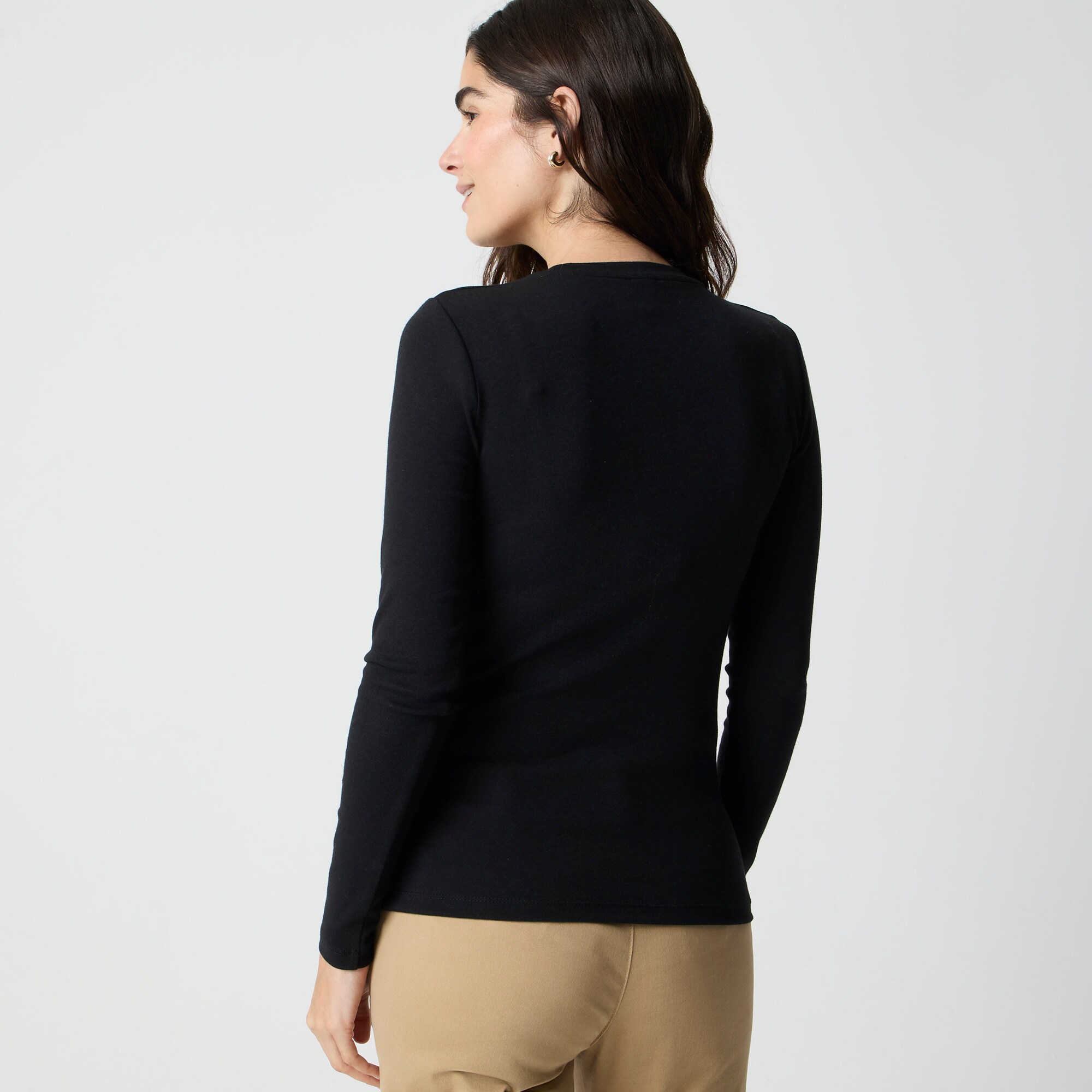 Long-sleeve ribbed everyday tee