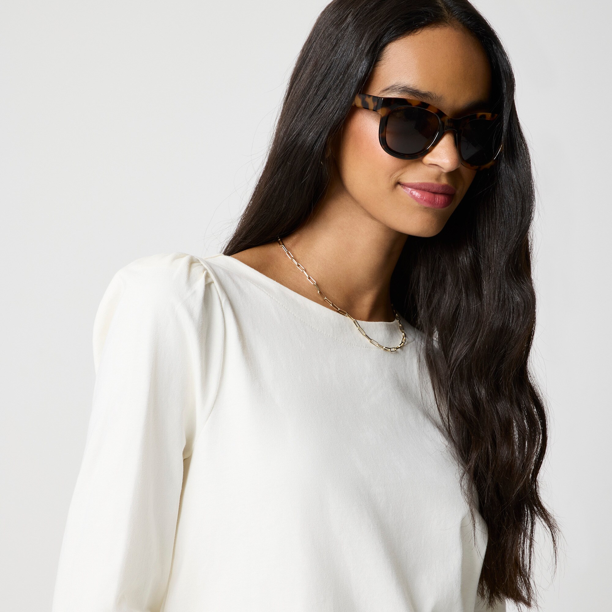 Puff-sleeve button-back top