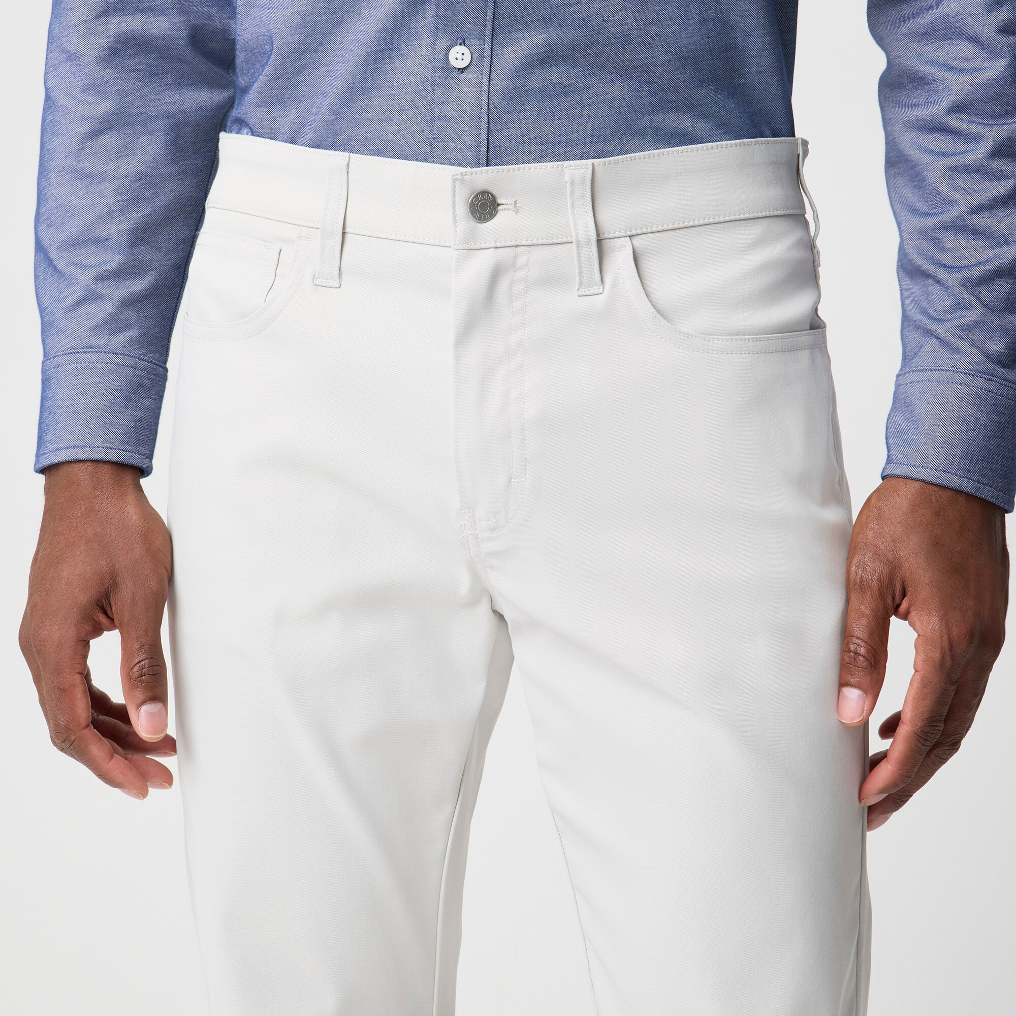 Slim-fit five-pocket tech pant