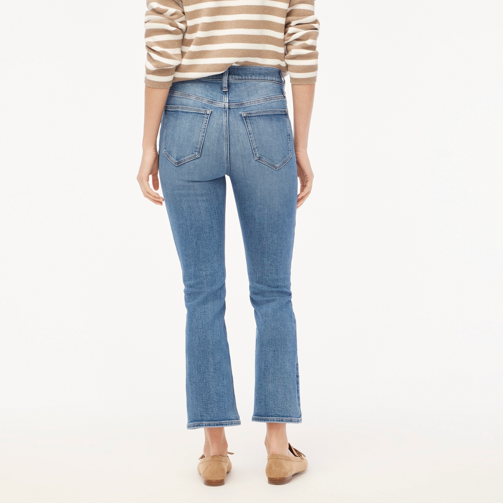 Petite flare crop jean in all-day stretch