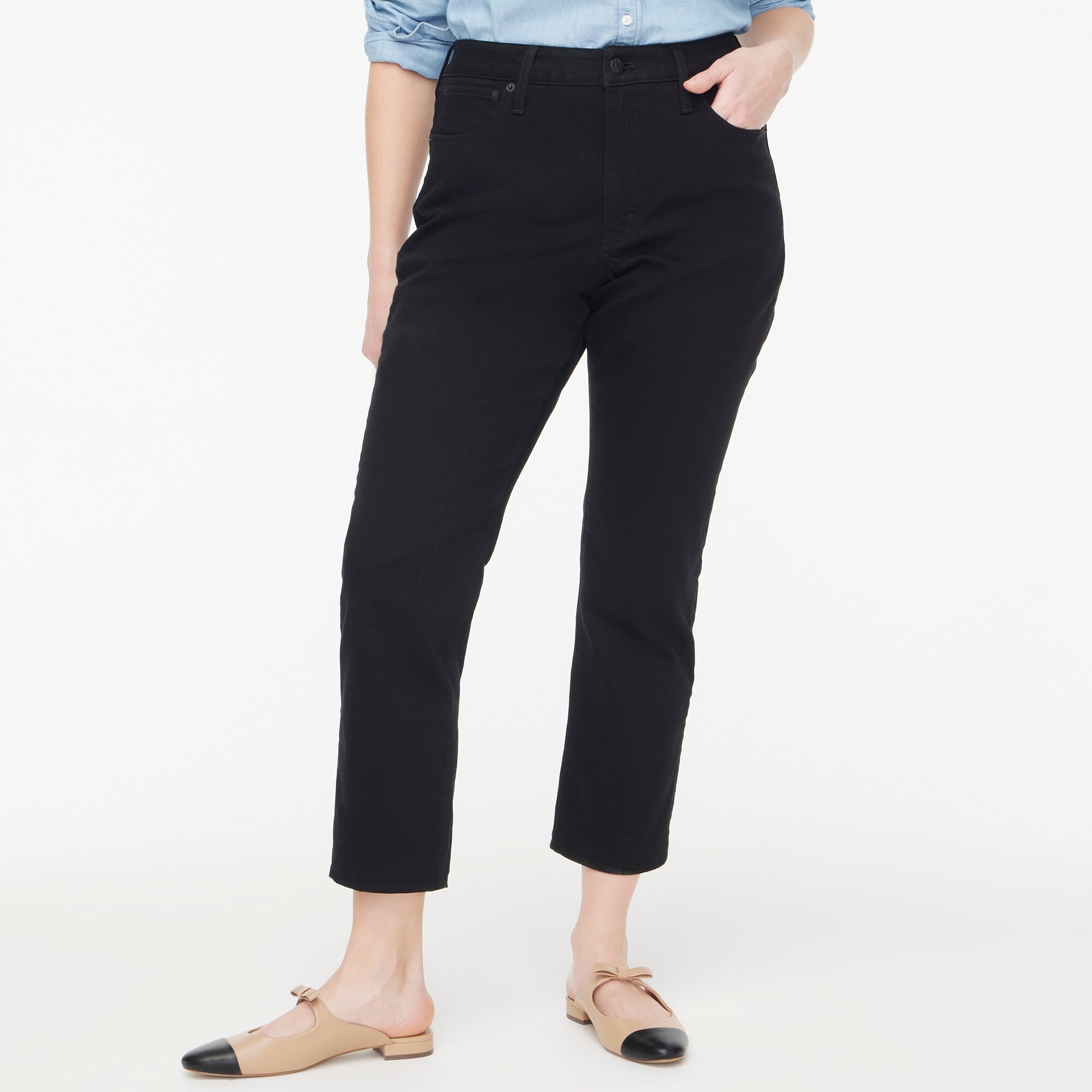 Curvy essential straight black jean in all-day stretch