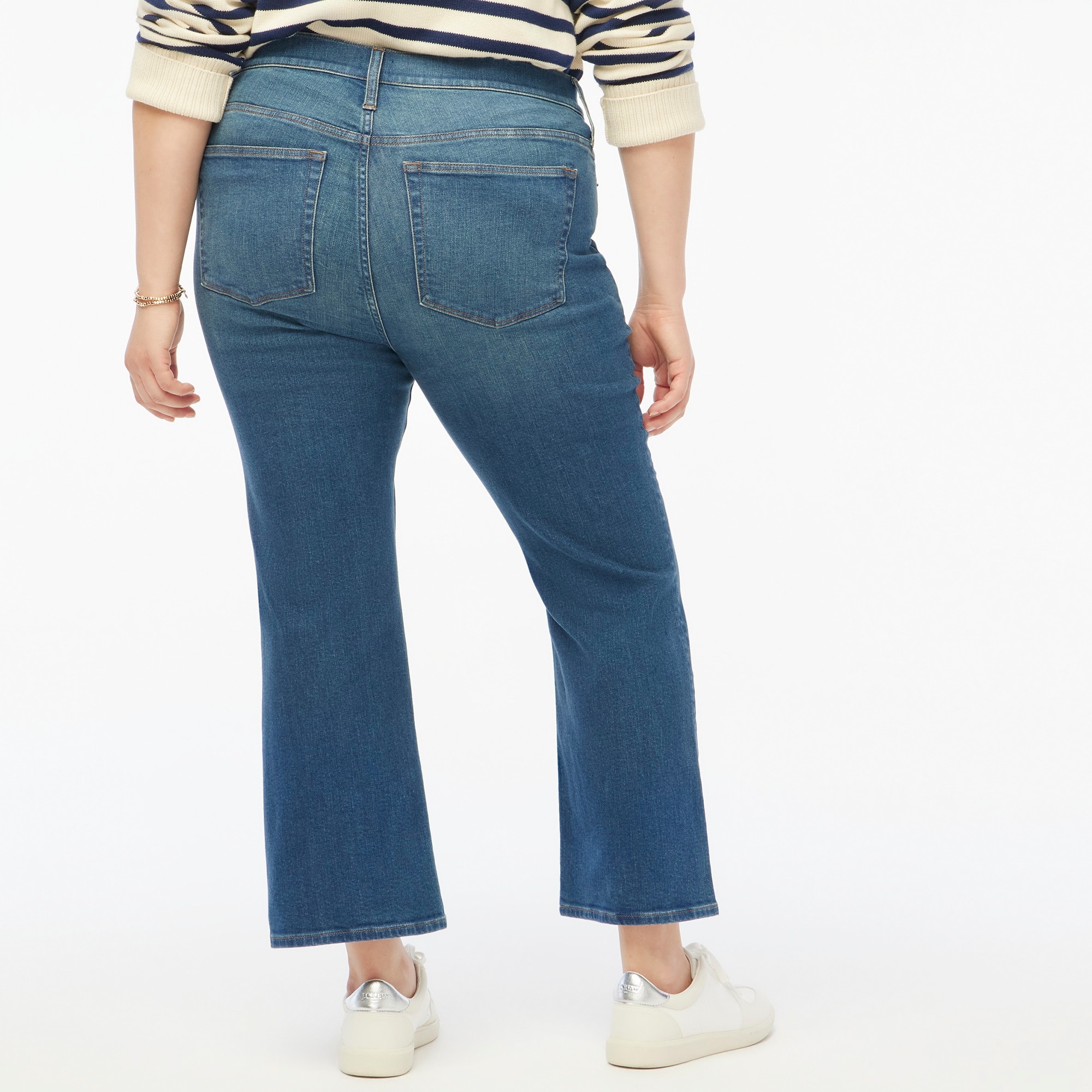 Tall mid-rise flare crop jean in signature stretch