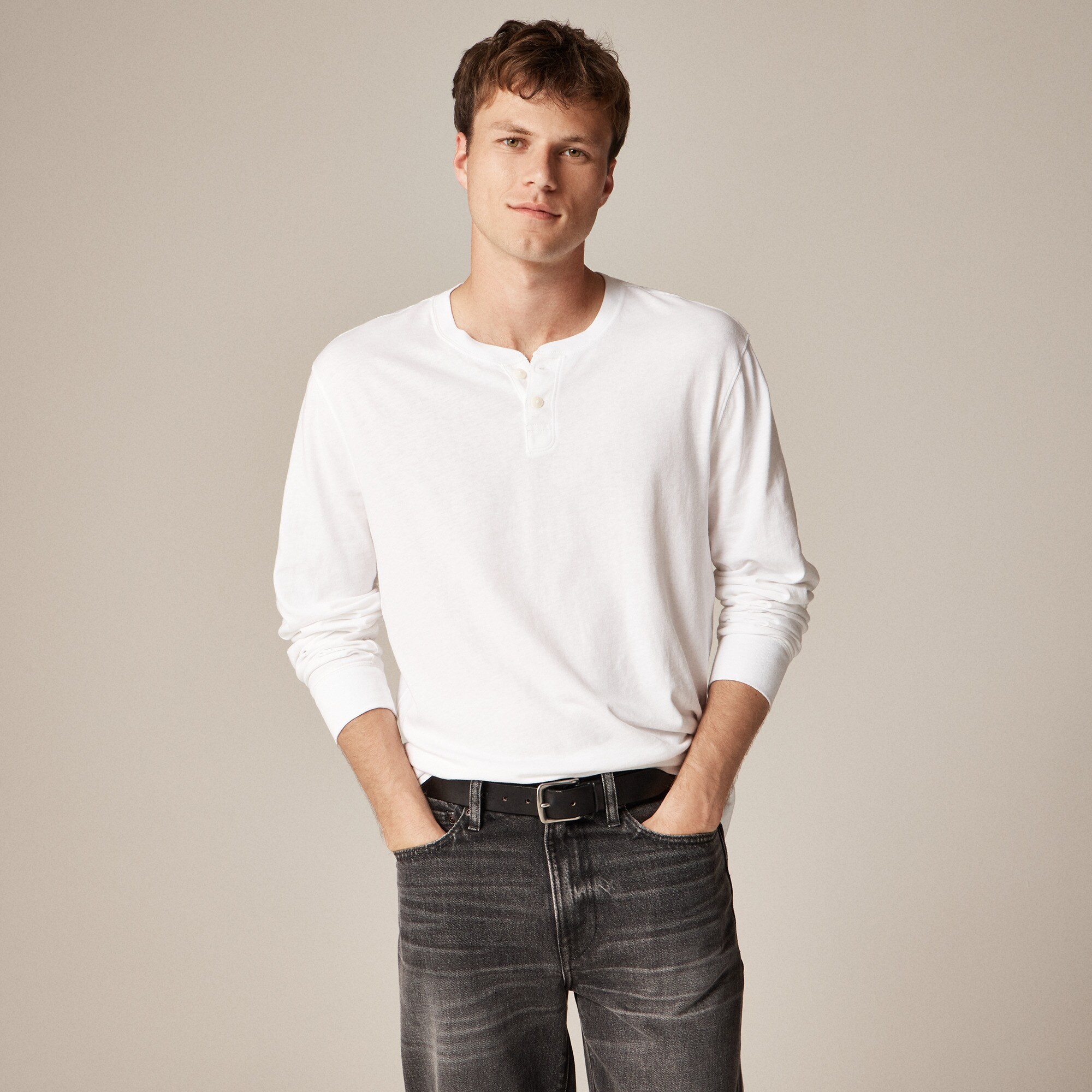  Vintage-wash cotton henley