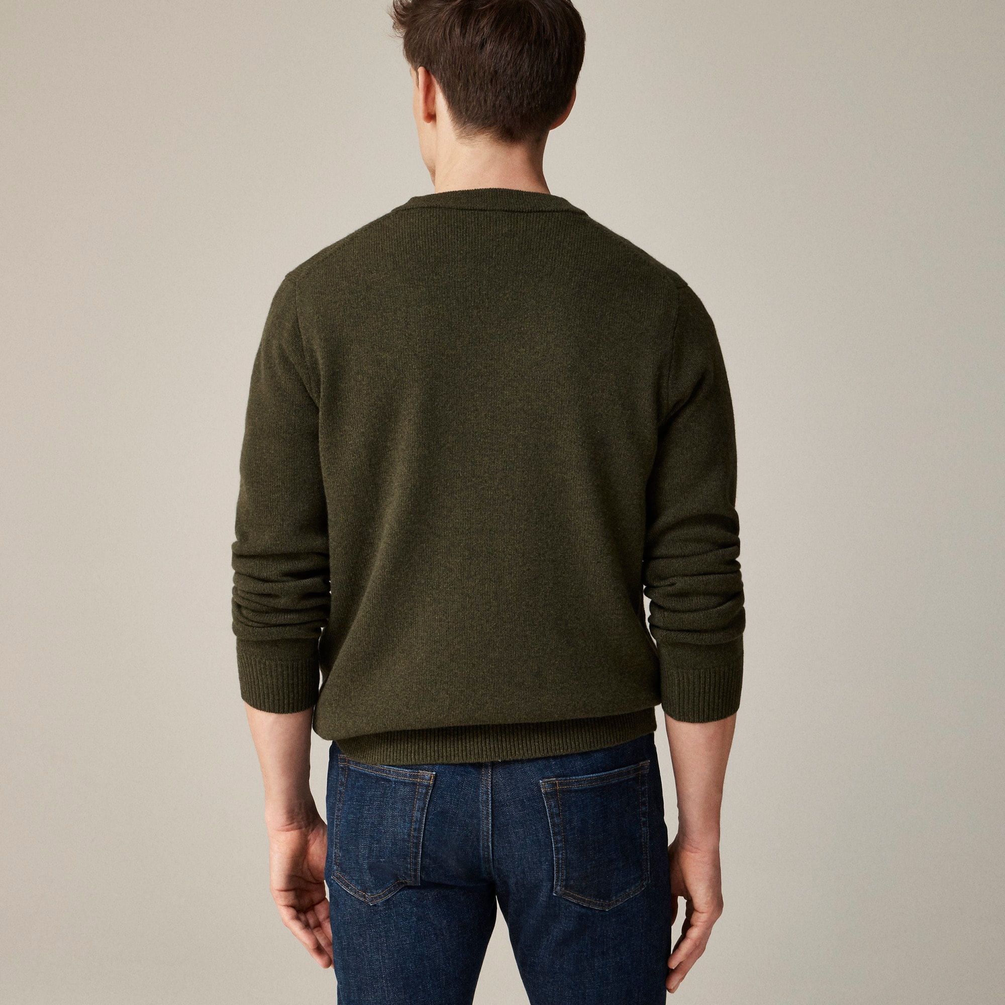 Midweight cashmere crewneck sweater