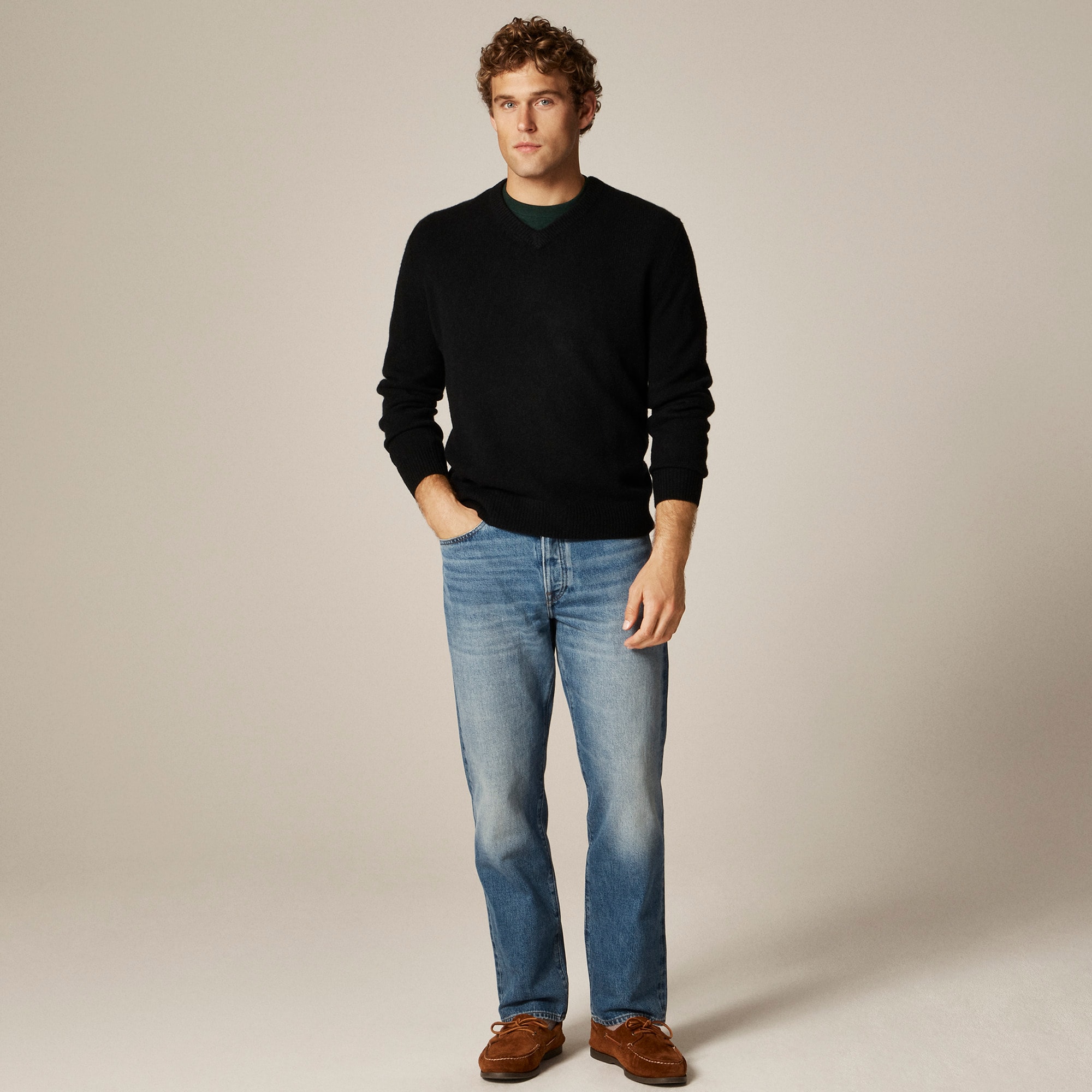 Relaxed midweight cashmere V-neck sweater