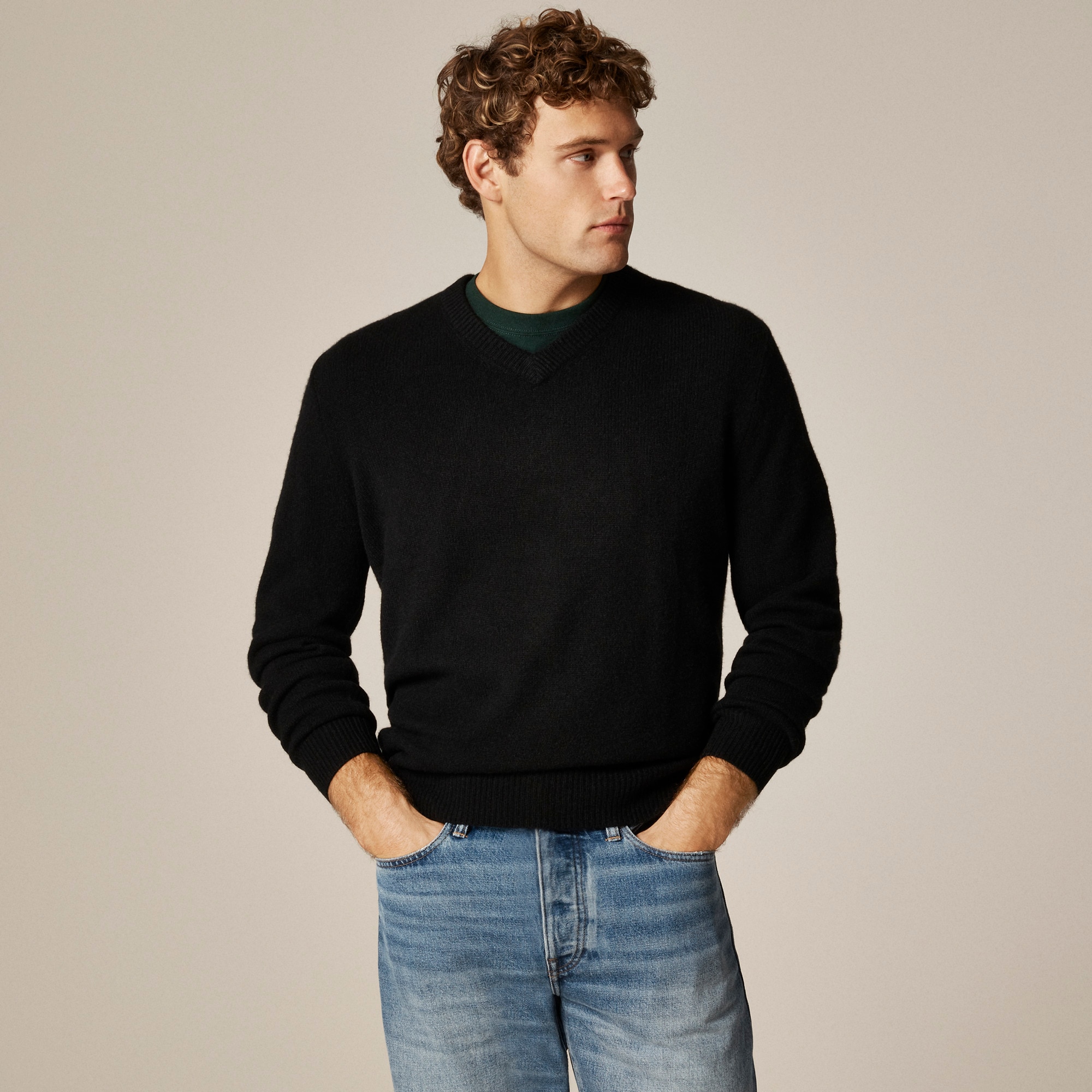 Relaxed midweight cashmere V-neck sweater